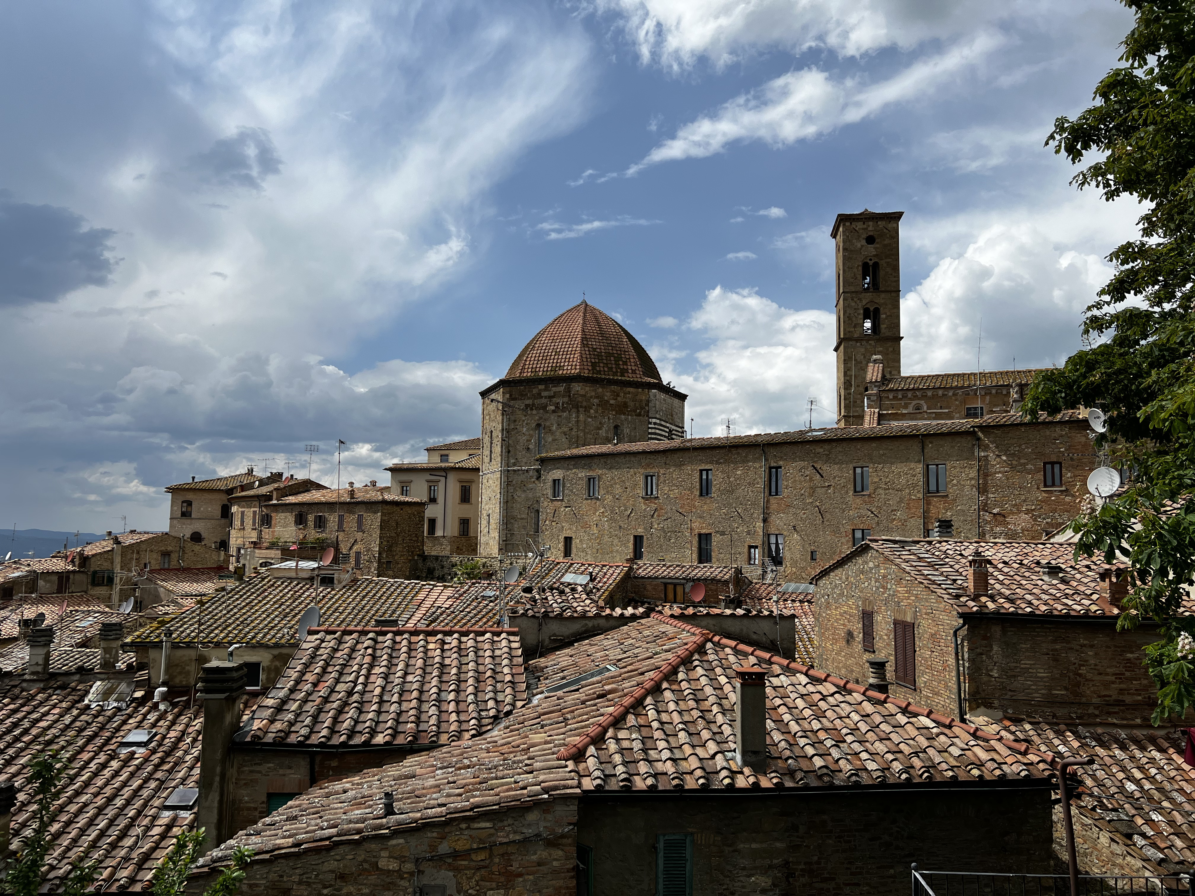 Picture Italy Volterra 2022-05 68 - History Volterra