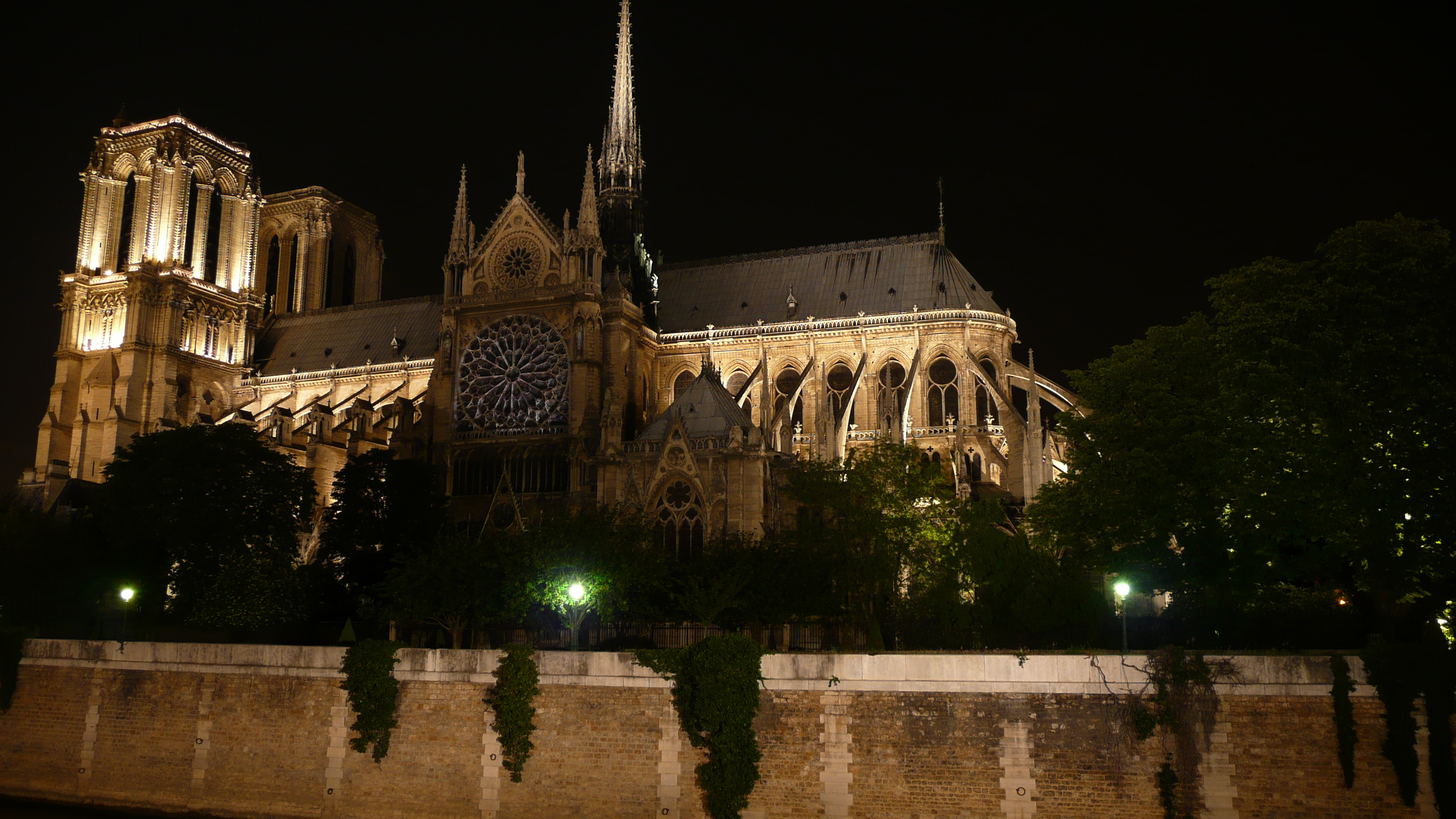 Picture France Paris Notre Dame 2007-05 191 - History Notre Dame