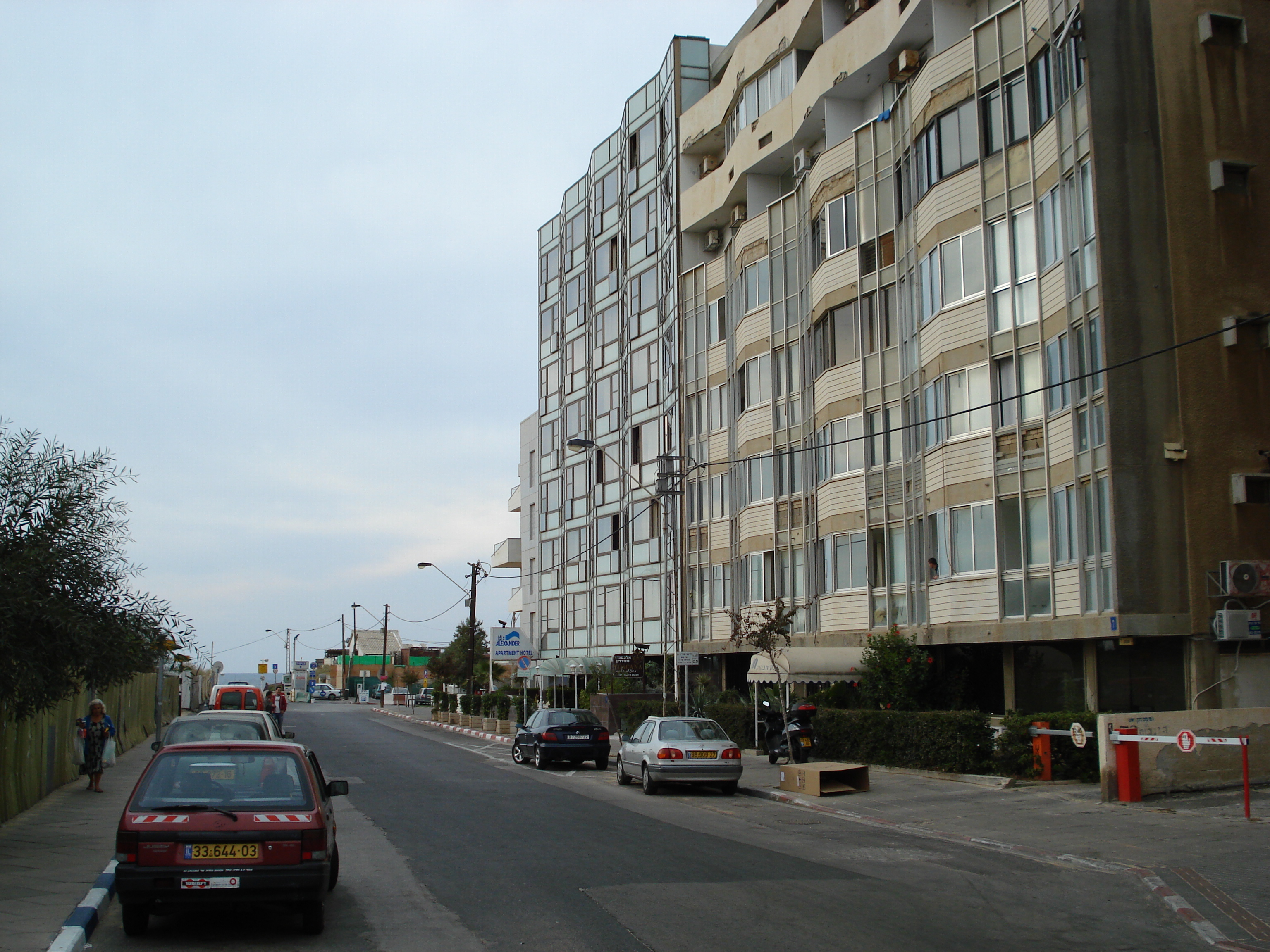 Picture Israel Tel Aviv Tel Aviv Sea Shore 2006-12 157 - Center Tel Aviv Sea Shore