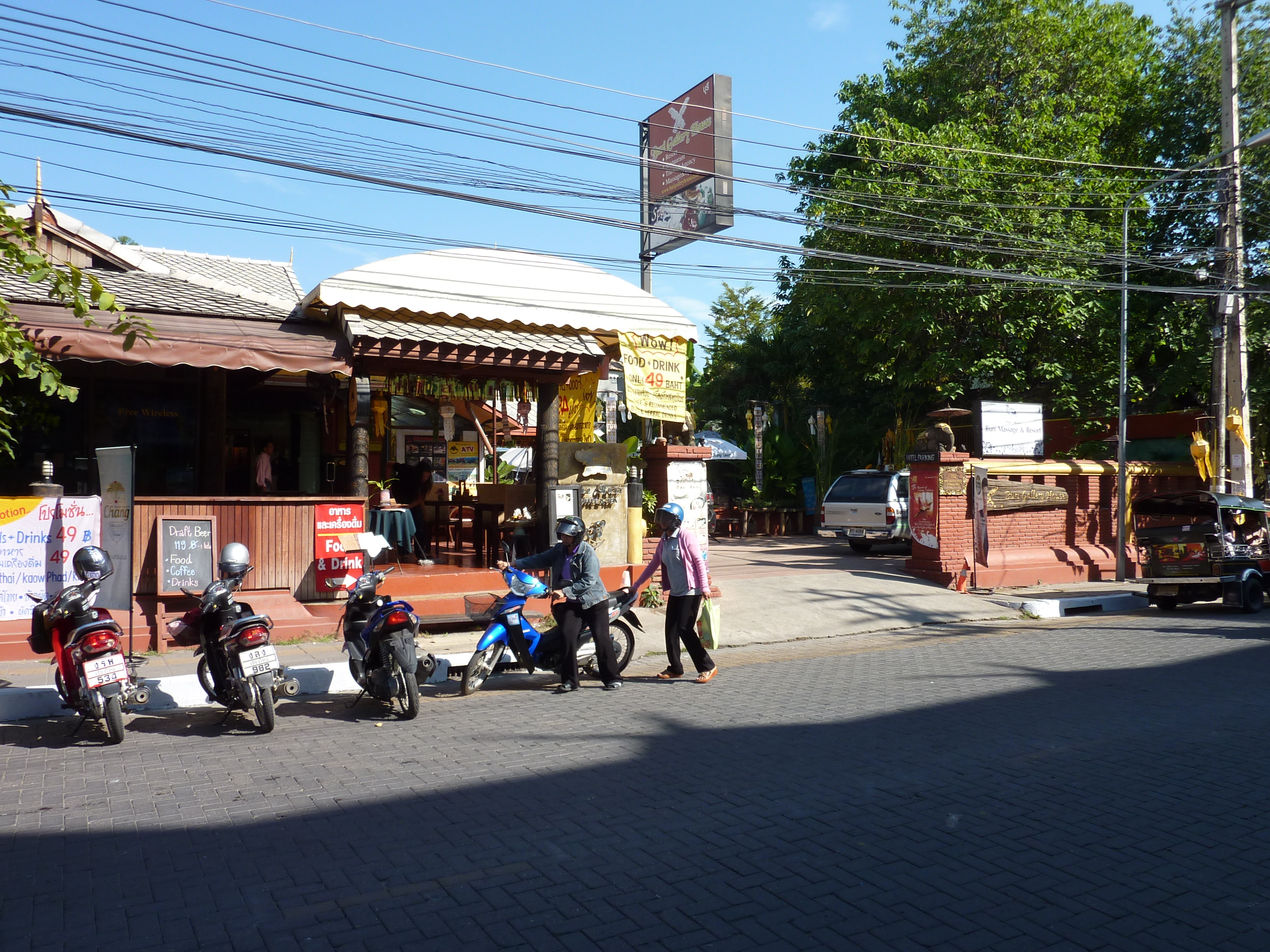 Picture Thailand Chiang Mai Rachadamnoen road 2009-12 55 - Recreation Rachadamnoen road