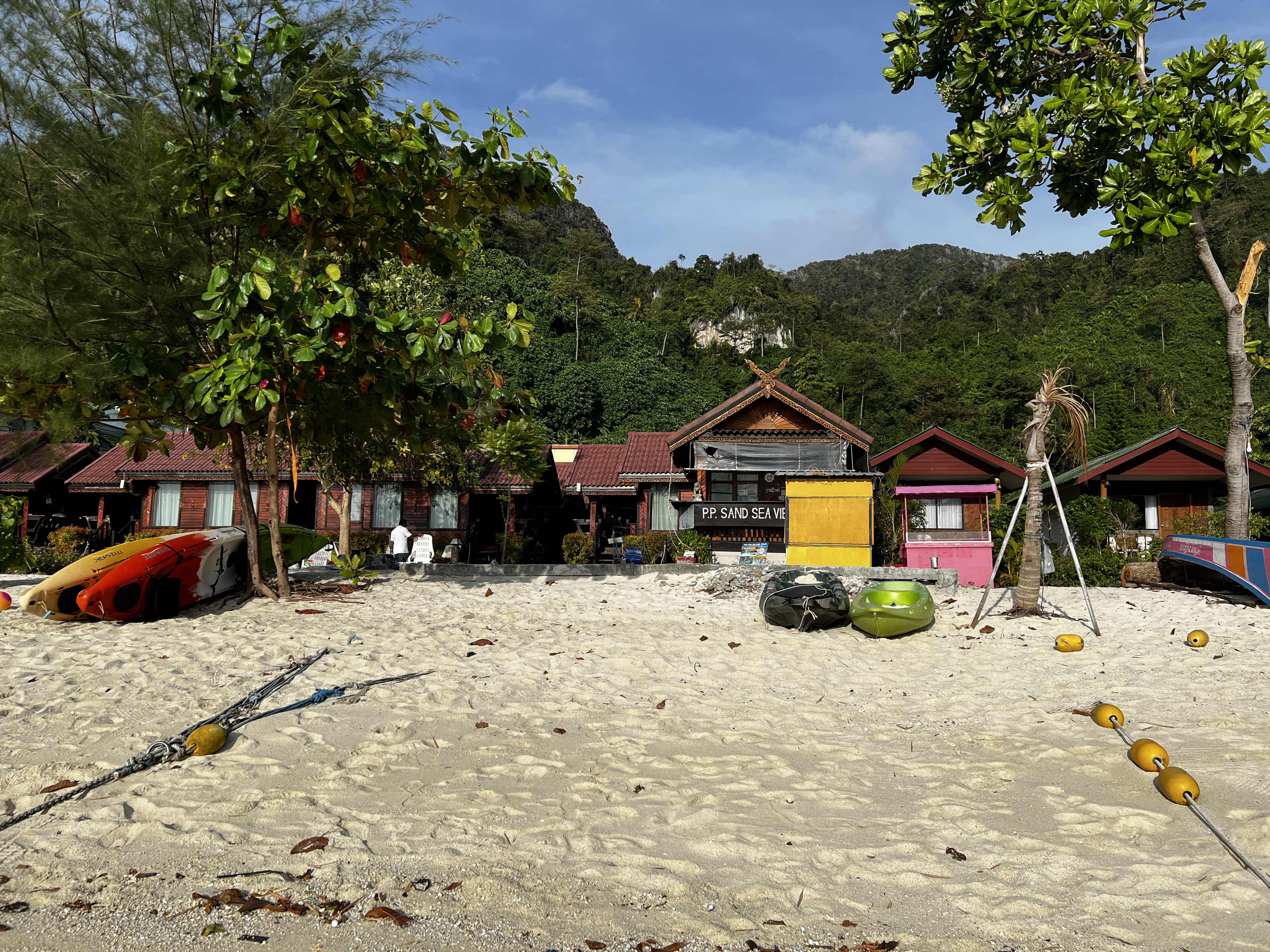 Picture Thailand Ko Phi Phi Don 2021-12 14 - Around Ko Phi Phi Don