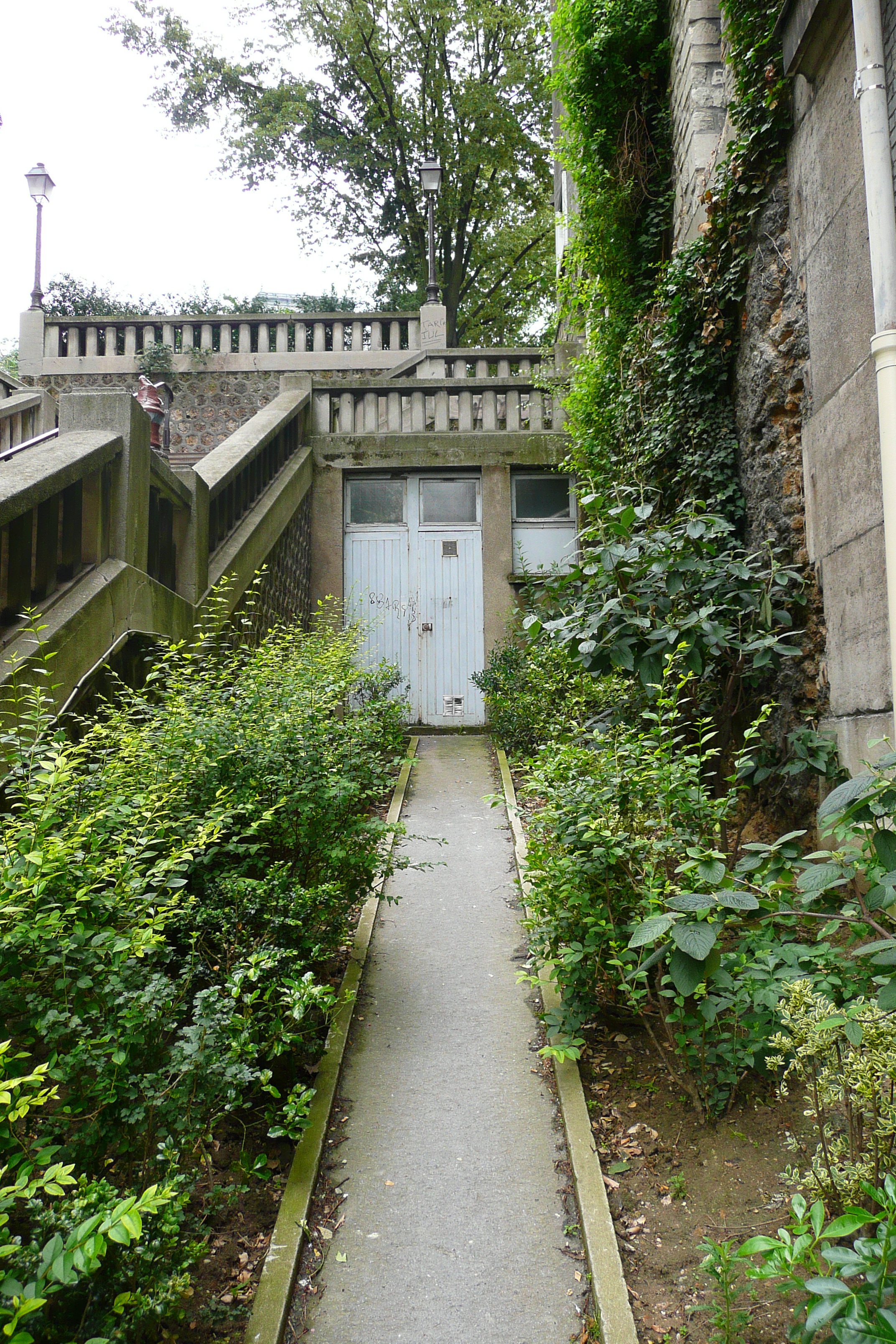 Picture France Paris Montmartre 2007-06 5 - Discovery Montmartre