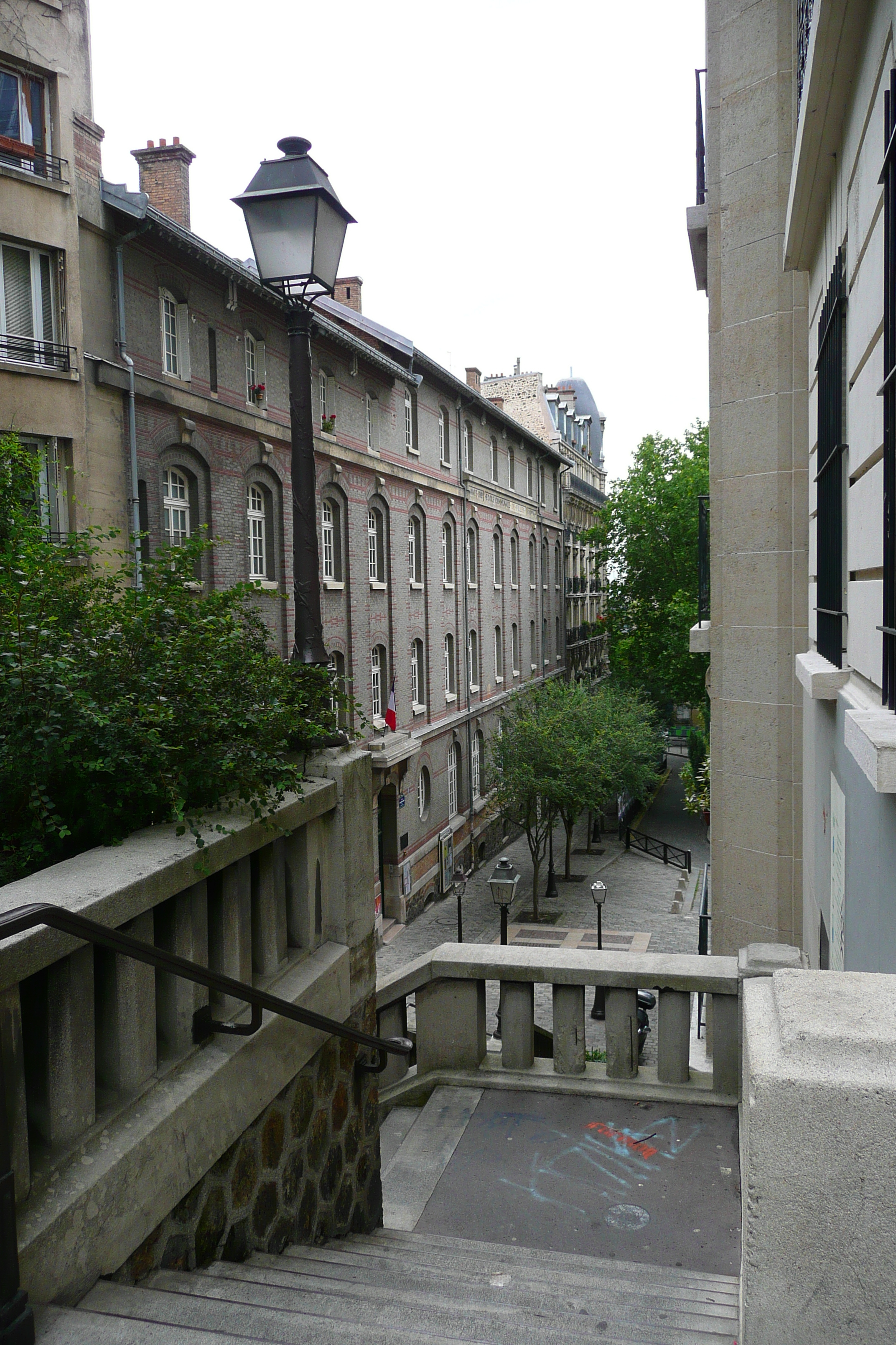 Picture France Paris Montmartre 2007-06 143 - Discovery Montmartre