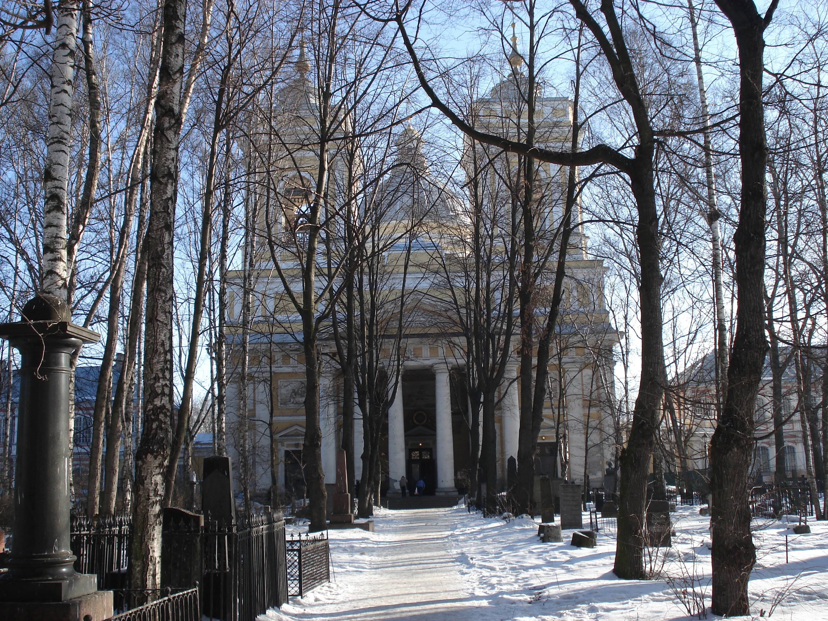 Picture Russia St Petersburg Alexander Nevsky Monastery 2006-03 25 - Around Alexander Nevsky Monastery