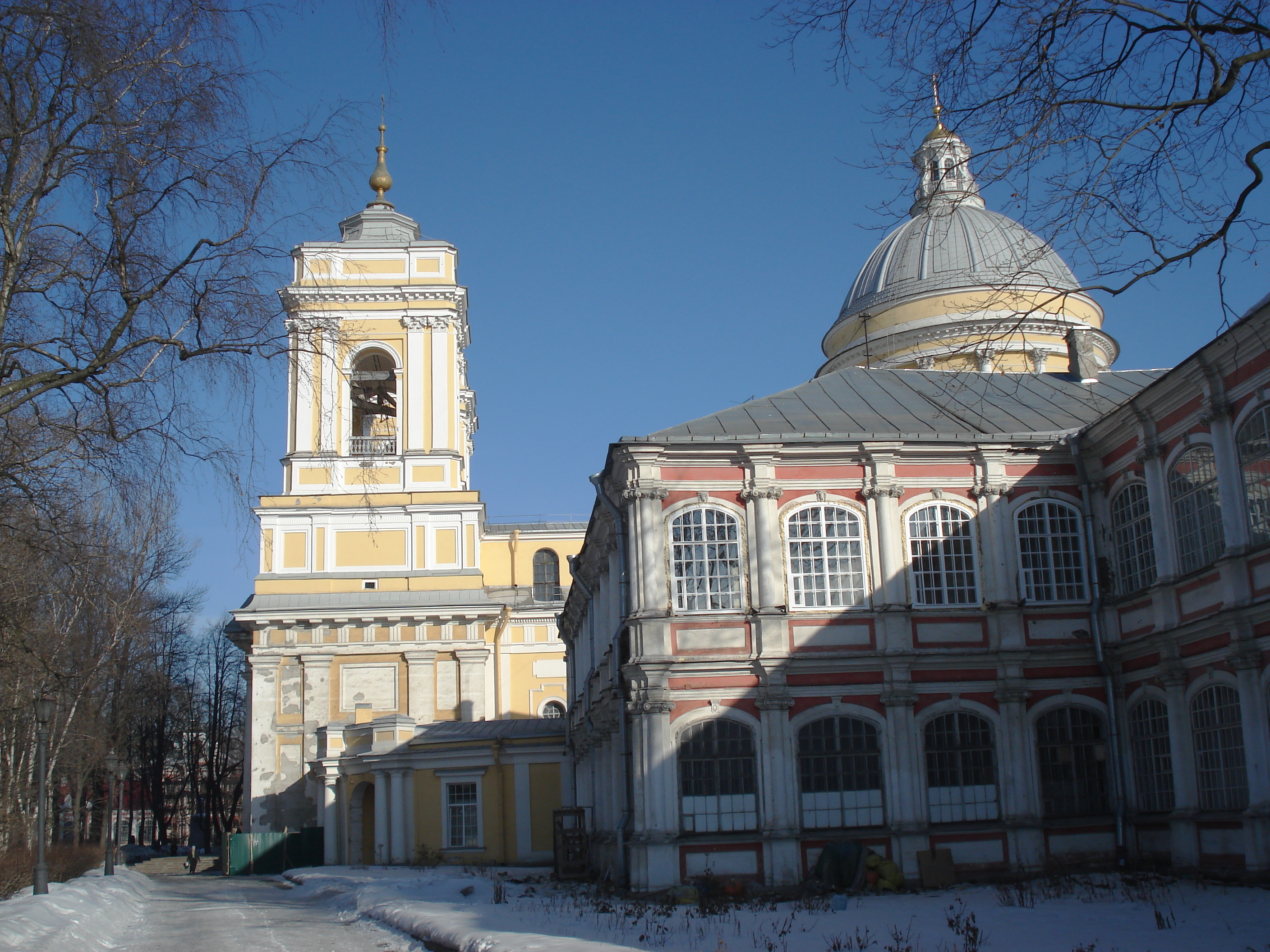 Picture Russia St Petersburg Alexander Nevsky Monastery 2006-03 19 - Recreation Alexander Nevsky Monastery