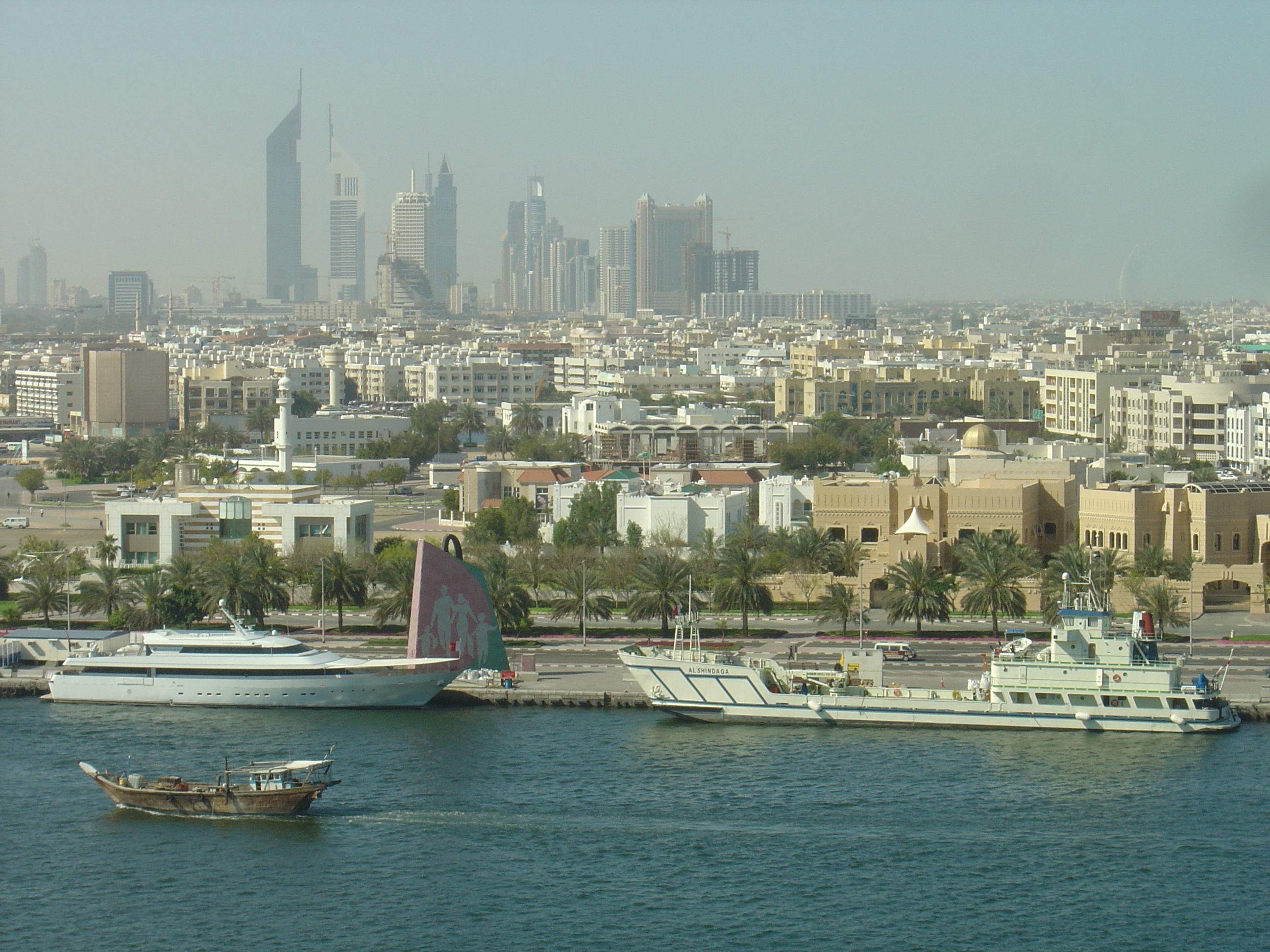 Picture United Arab Emirates Dubai 2005-03 124 - Journey Dubai