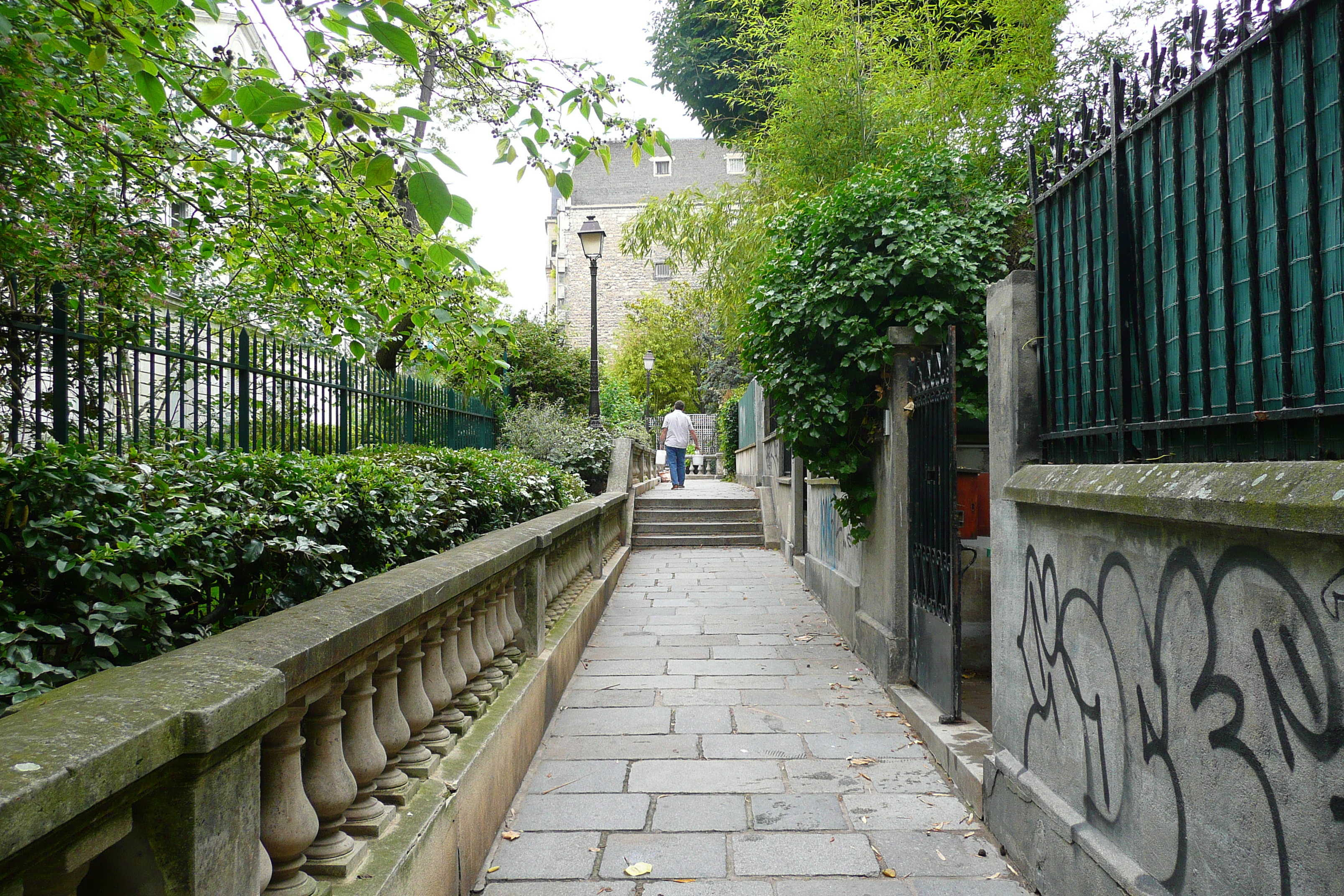 Picture France Paris Montmartre 2007-06 60 - Journey Montmartre