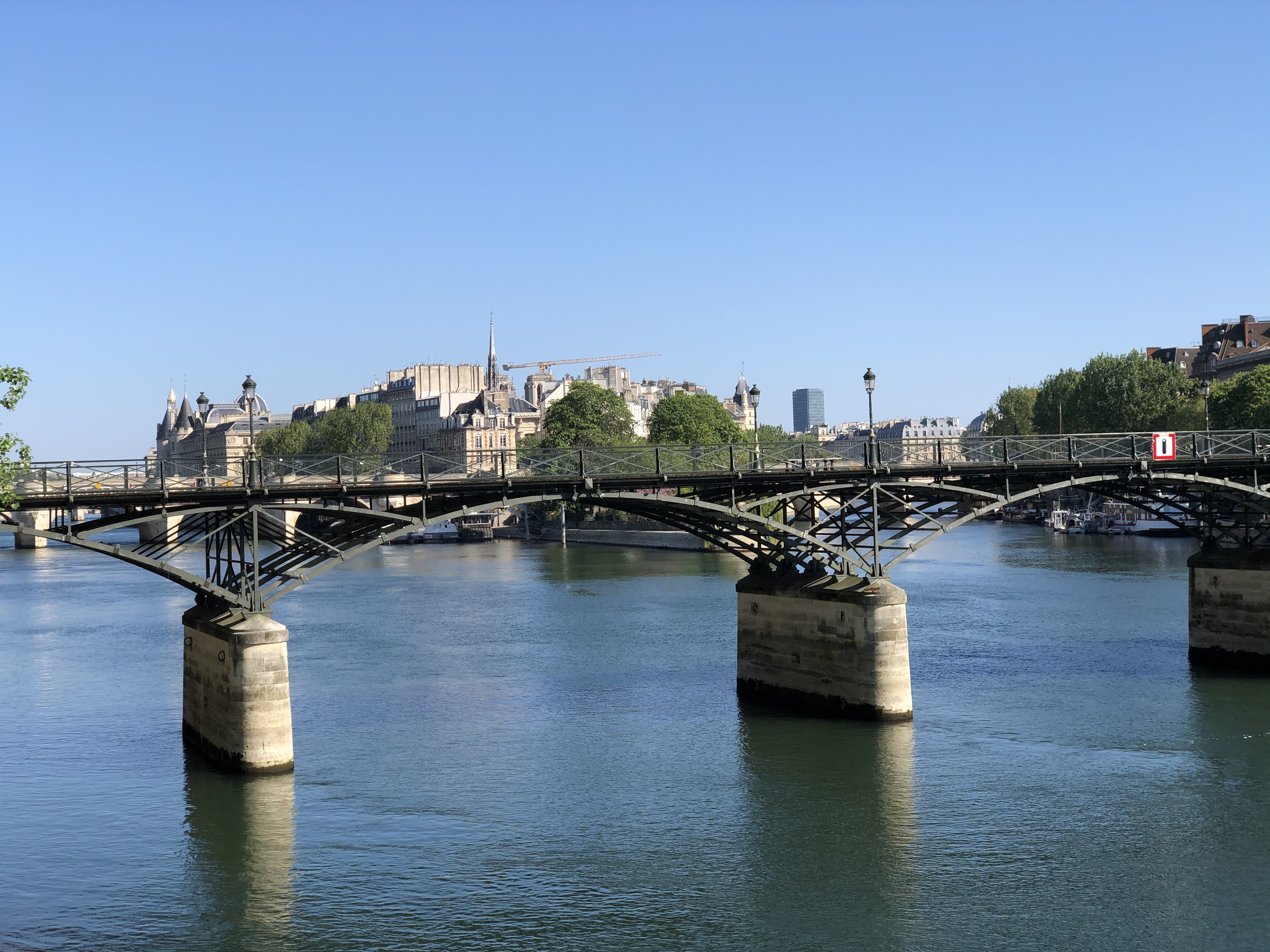 Picture France Paris lockdown 2020-04 212 - Journey Paris lockdown