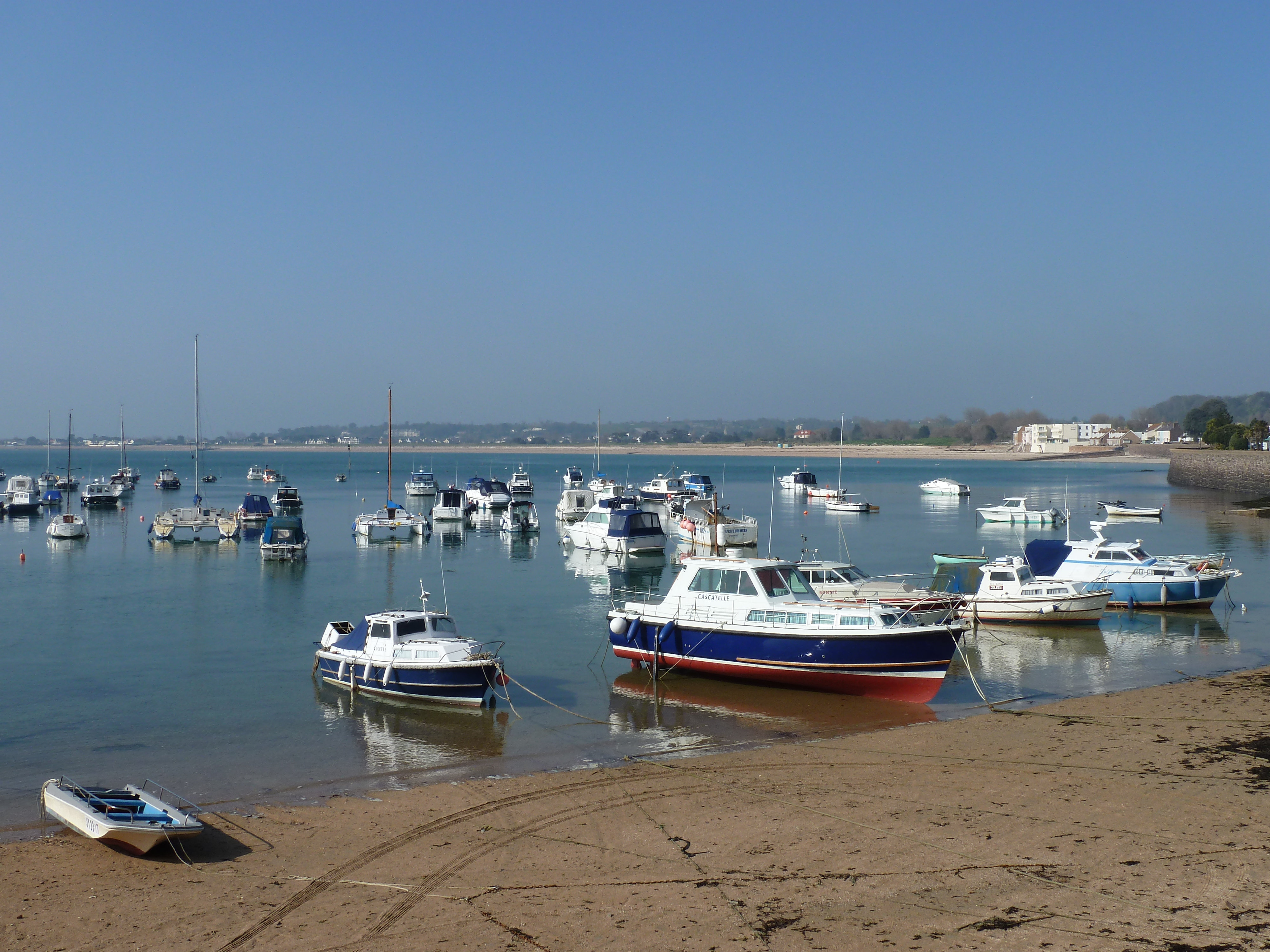 Picture Jersey Jersey Gorey 2010-04 25 - History Gorey