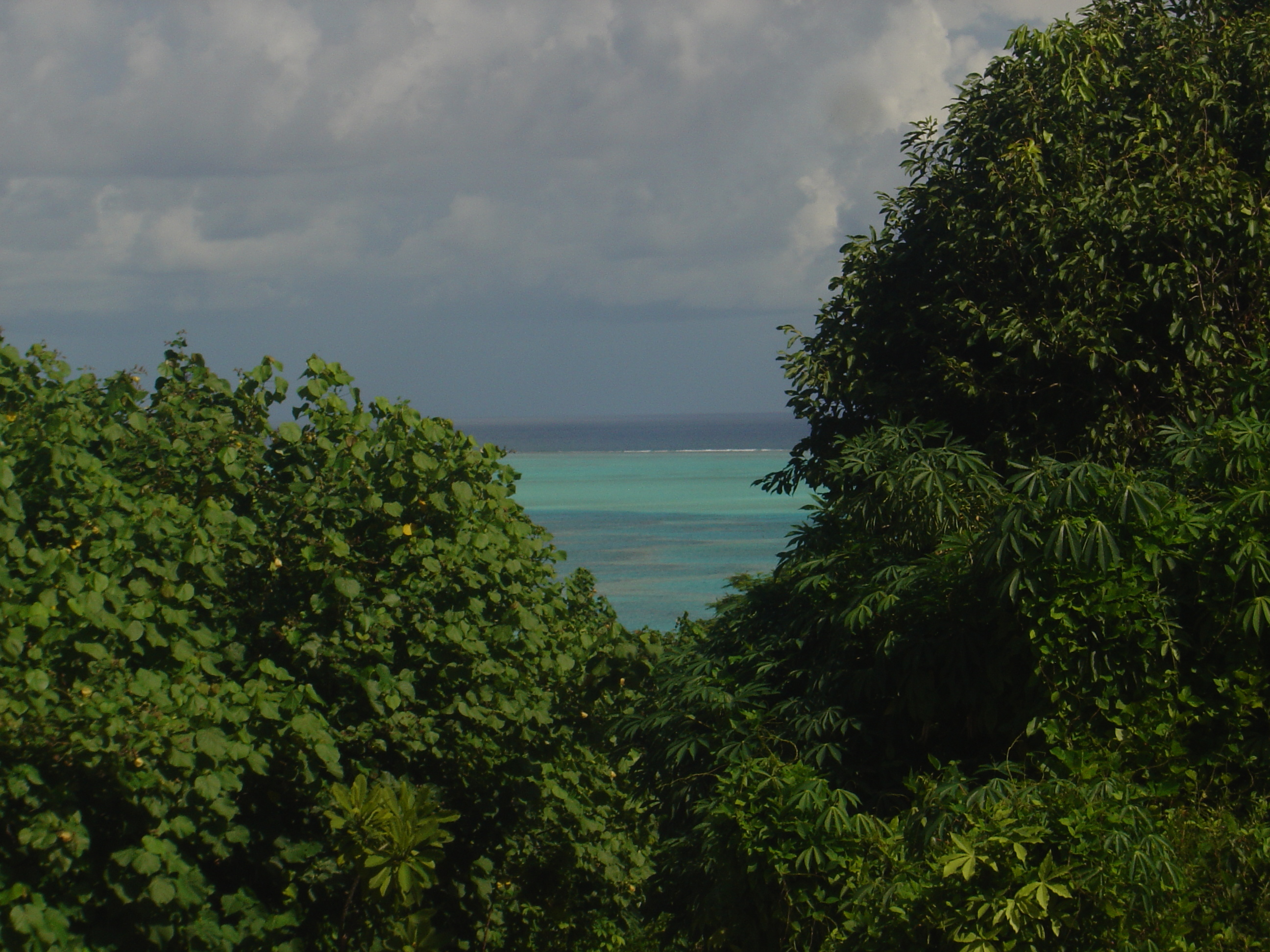 Picture Polynesia Bora Bora 2006-04 25 - Center Bora Bora