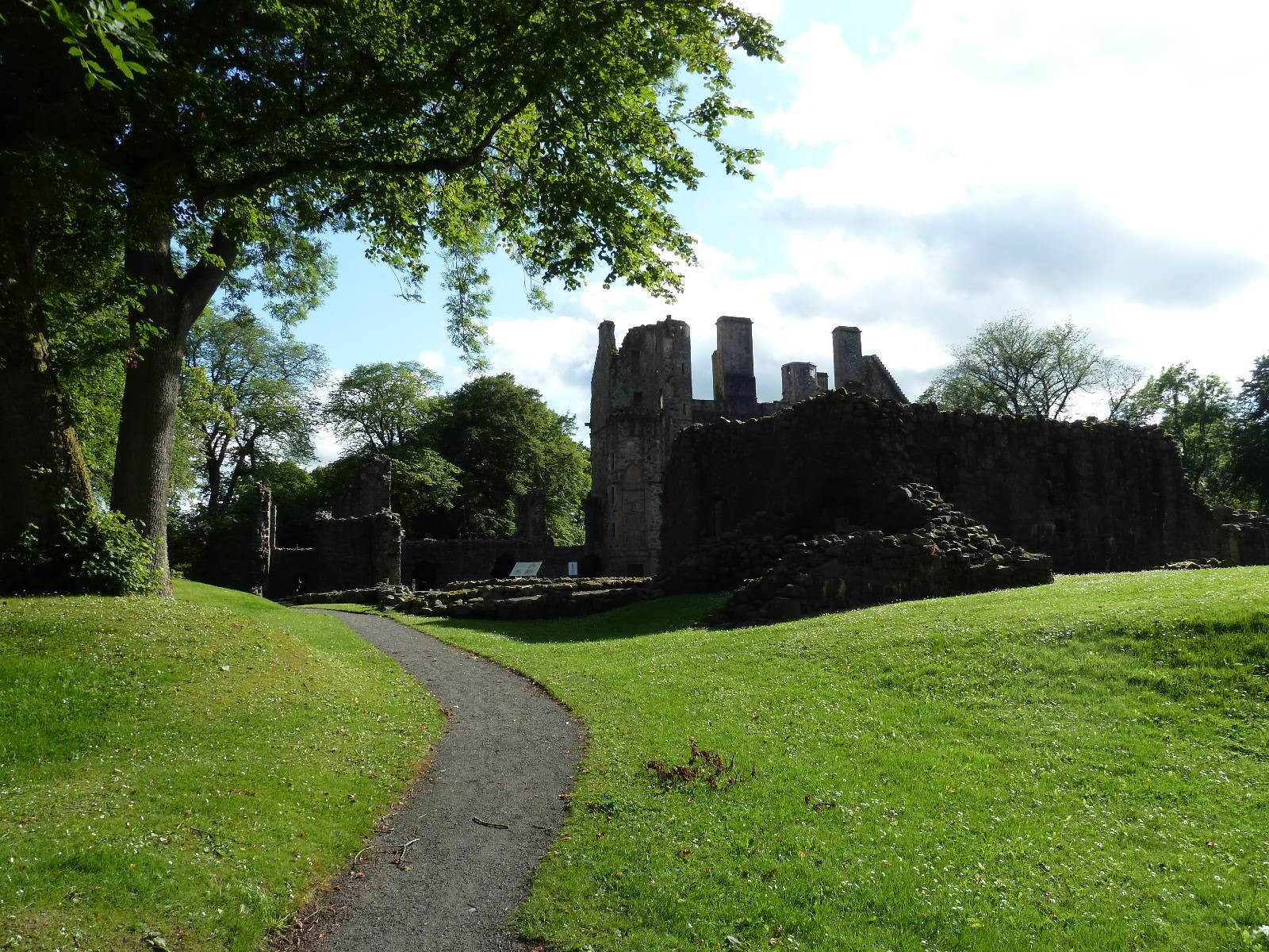 Picture United Kingdom Scotland Huntly 2011-07 7 - History Huntly