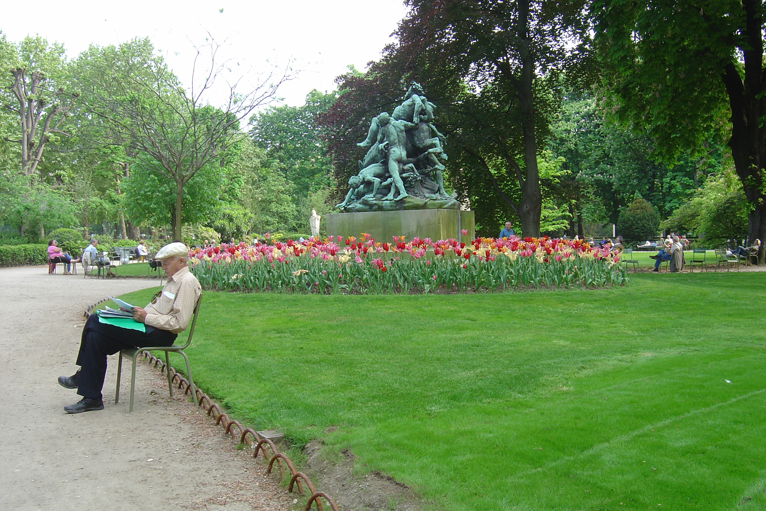 Picture France Paris Luxembourg Garden 2007-04 55 - Journey Luxembourg Garden