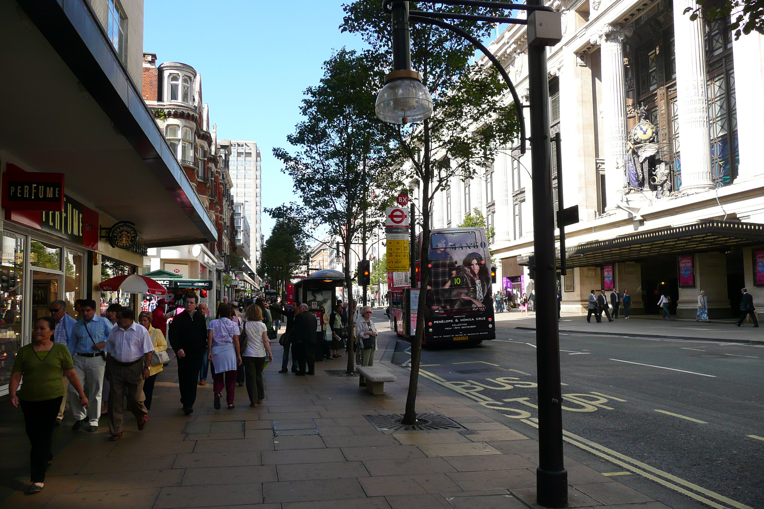 Picture United Kingdom London Oxford Street 2007-09 151 - History Oxford Street