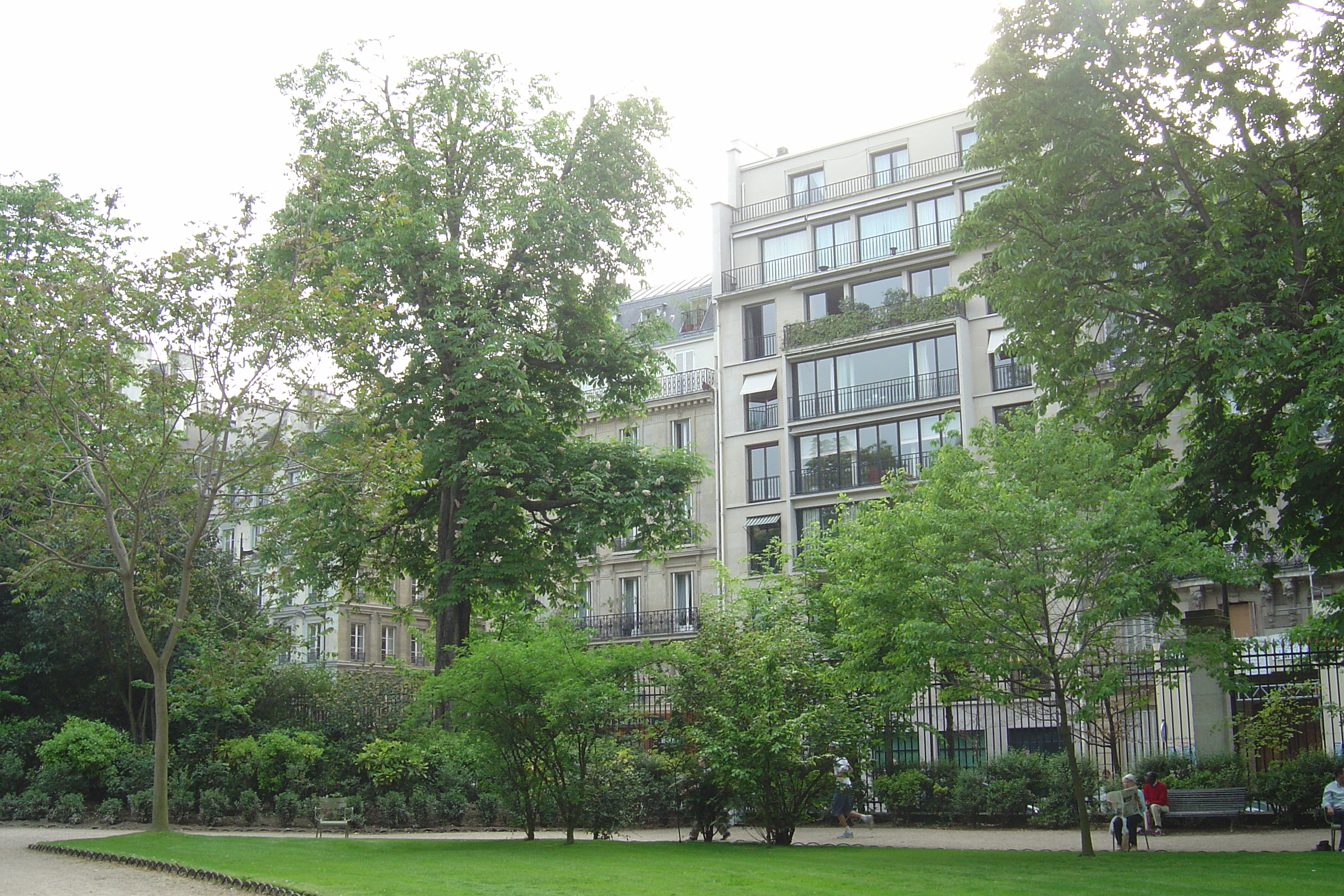 Picture France Paris Luxembourg Garden 2007-04 12 - Recreation Luxembourg Garden