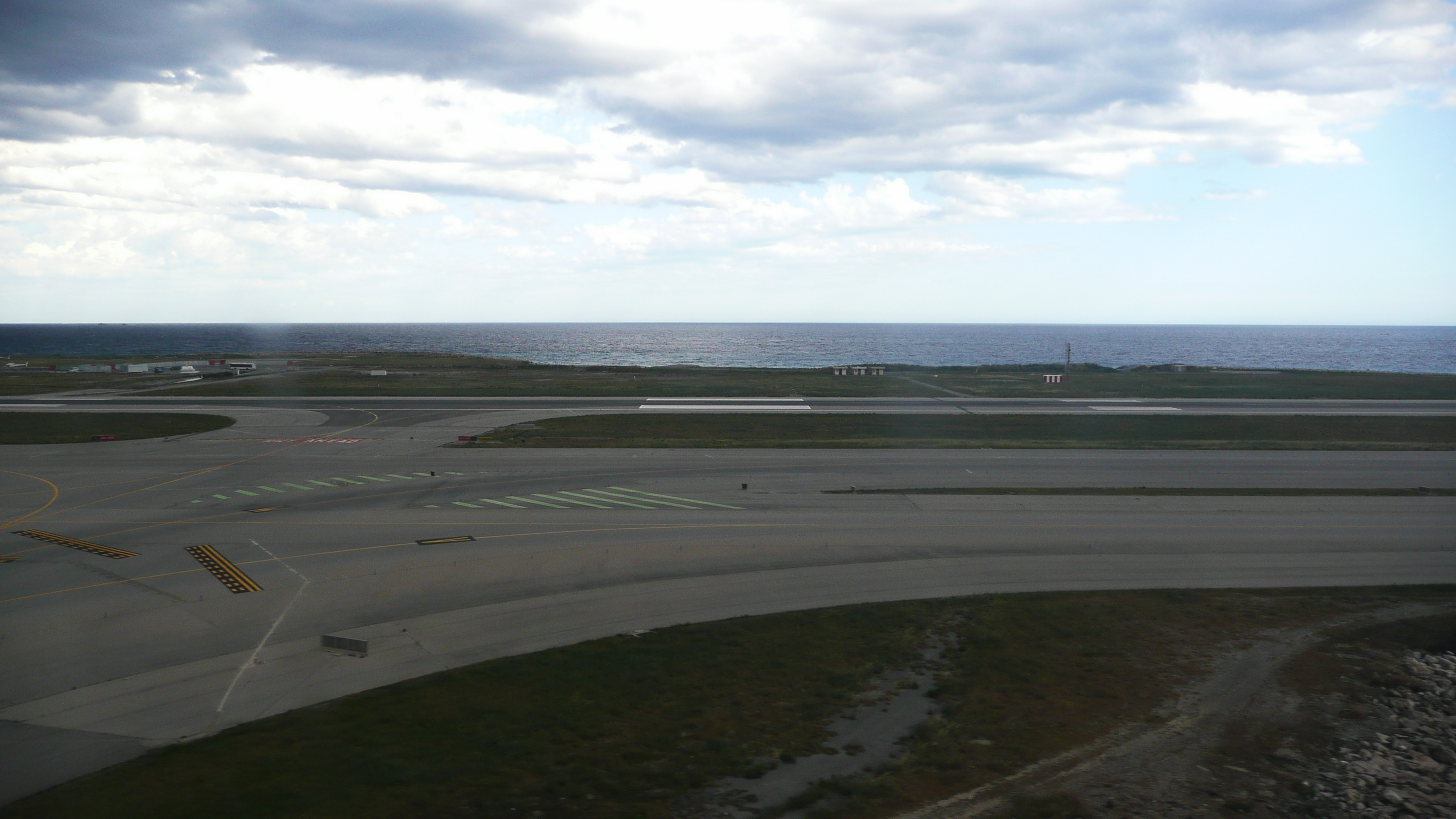 Picture France Nice Airport 2007-07 11 - Tours Nice Airport