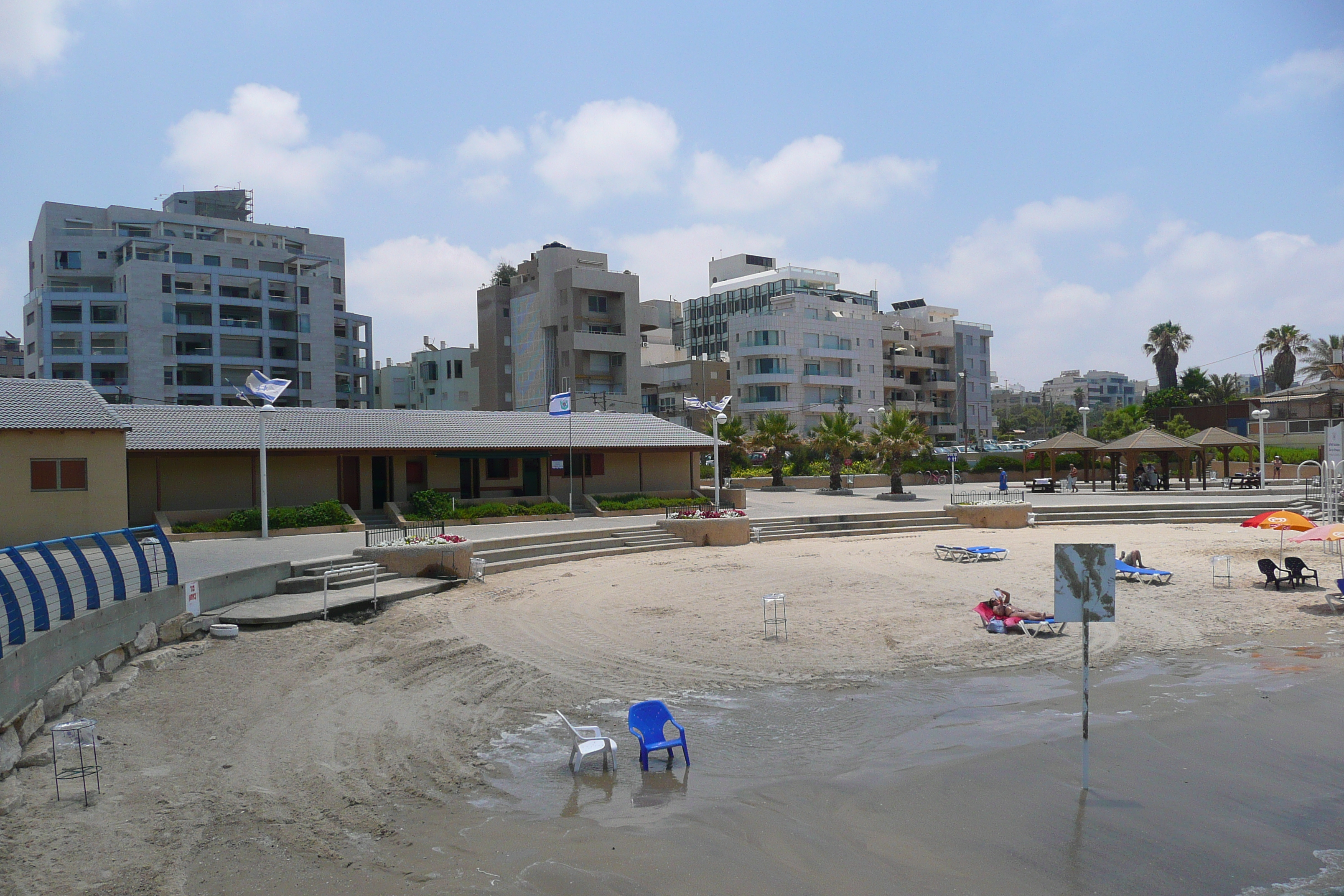 Picture Israel Tel Aviv Tel Aviv Harbor 2007-06 94 - Center Tel Aviv Harbor