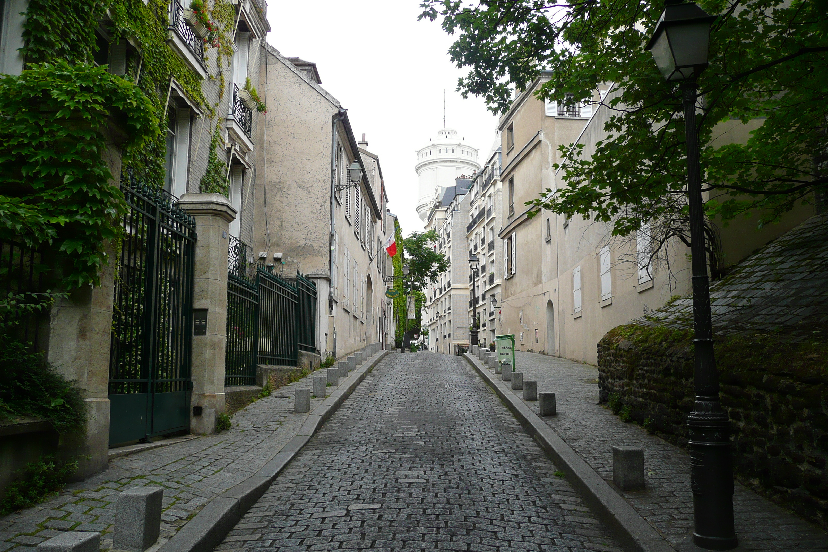 Picture France Paris Montmartre 2007-06 69 - Tours Montmartre