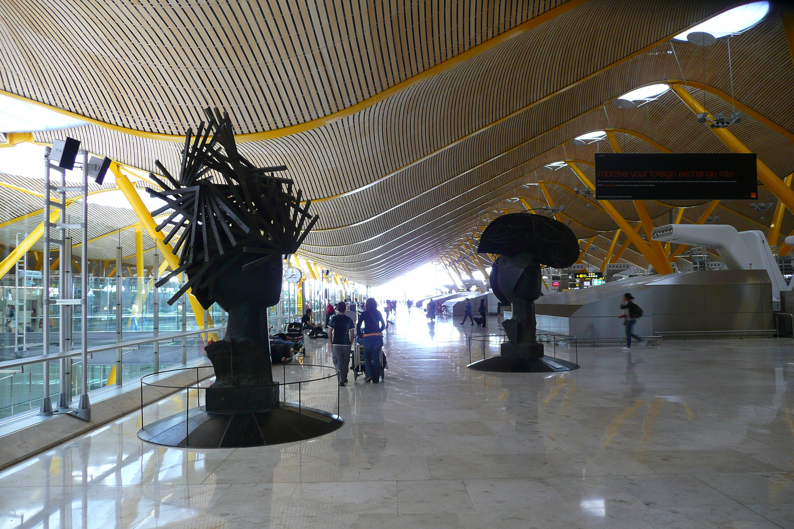 Picture Spain Madrid Barajas Airport 2007-09 61 - Center Barajas Airport