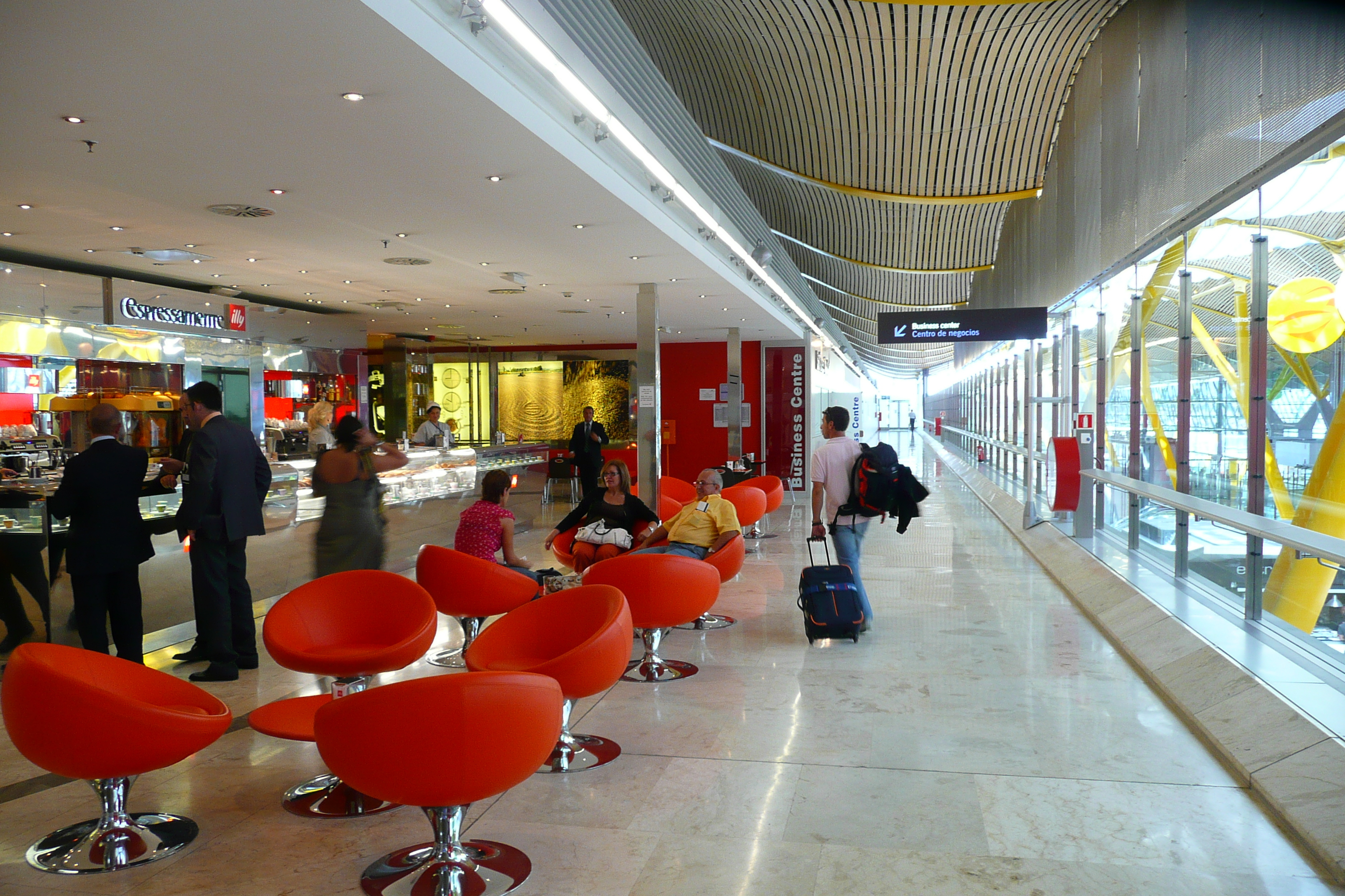 Picture Spain Madrid Barajas Airport 2007-09 82 - History Barajas Airport