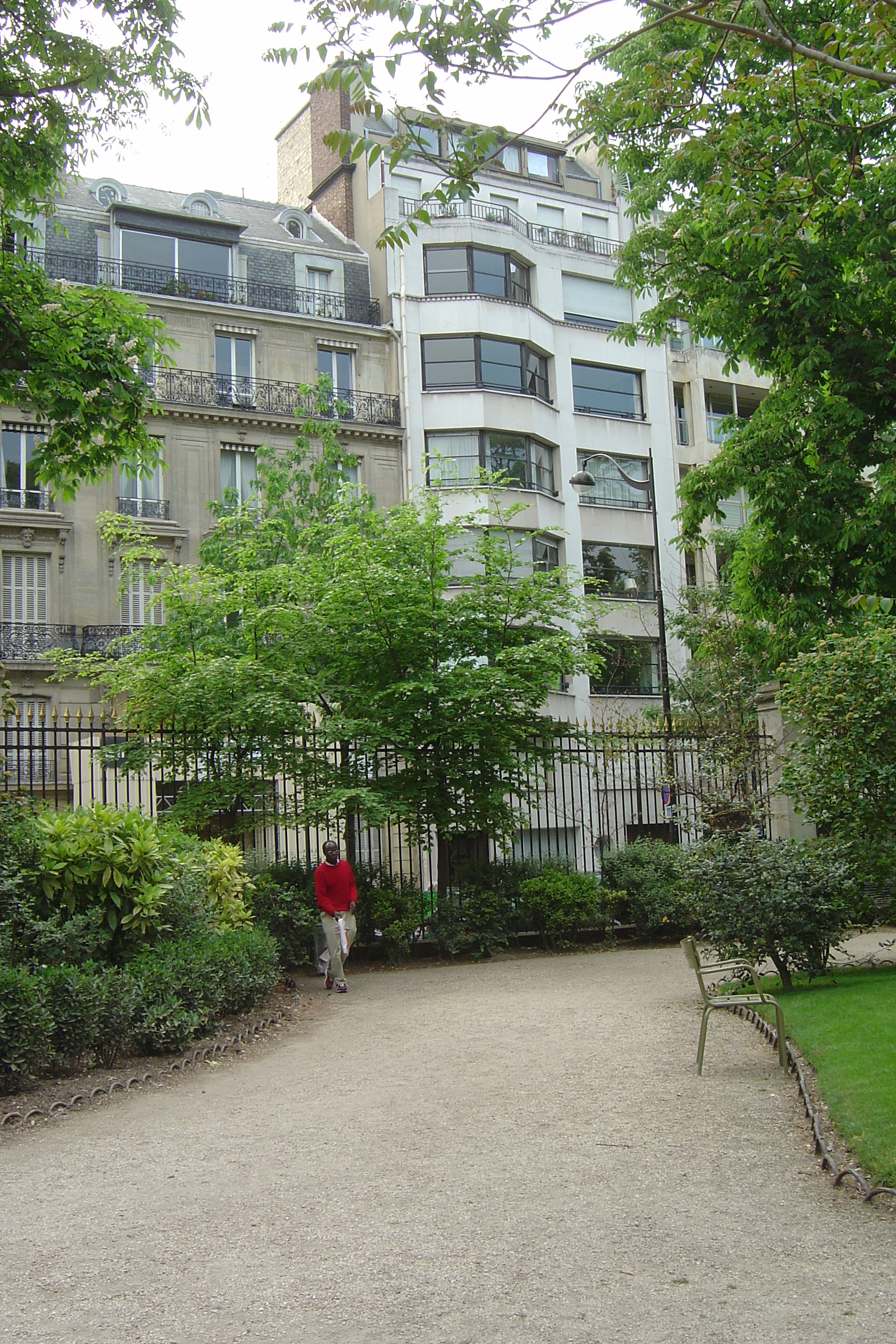 Picture France Paris Luxembourg Garden 2007-04 26 - Discovery Luxembourg Garden