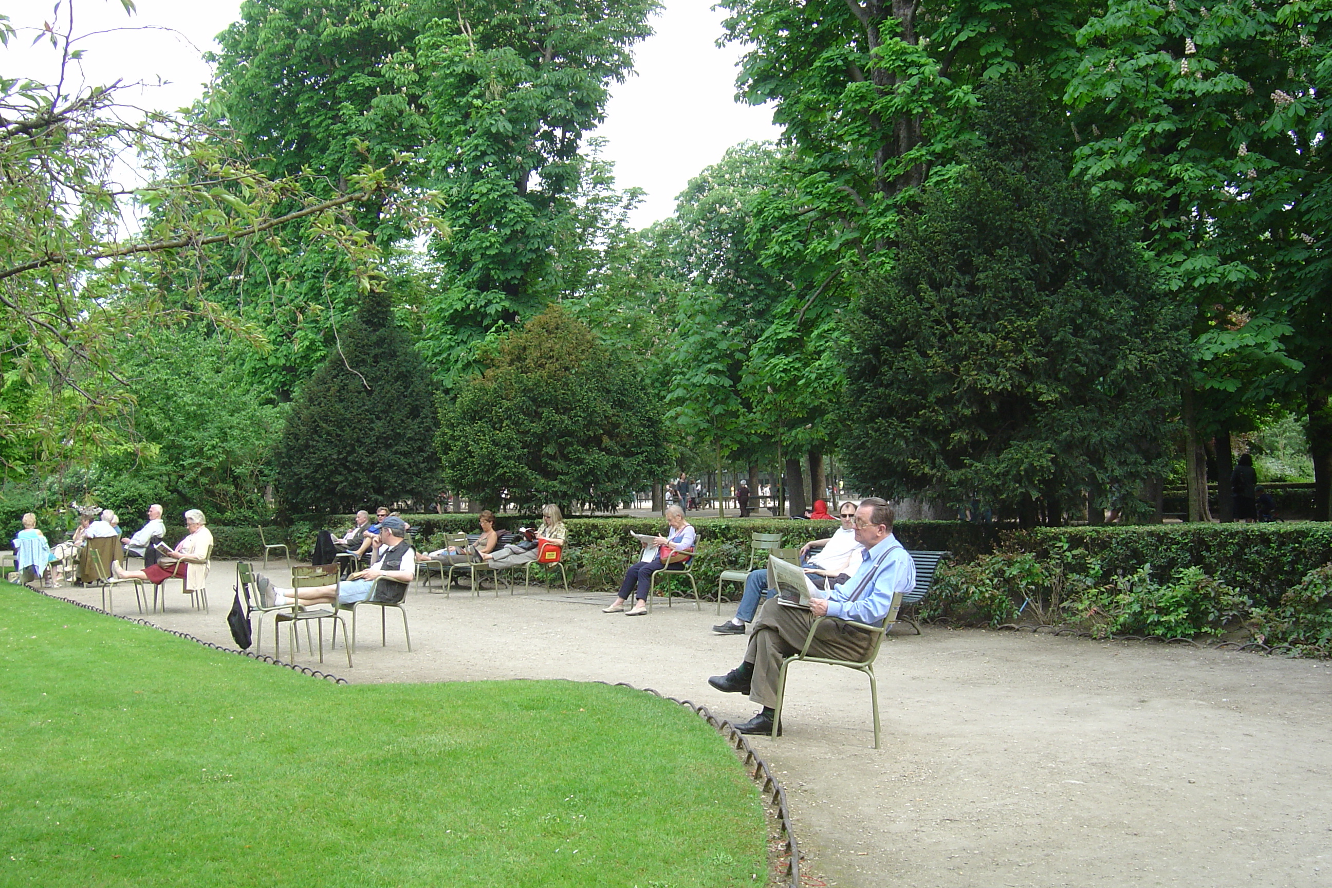 Picture France Paris Luxembourg Garden 2007-04 15 - Center Luxembourg Garden