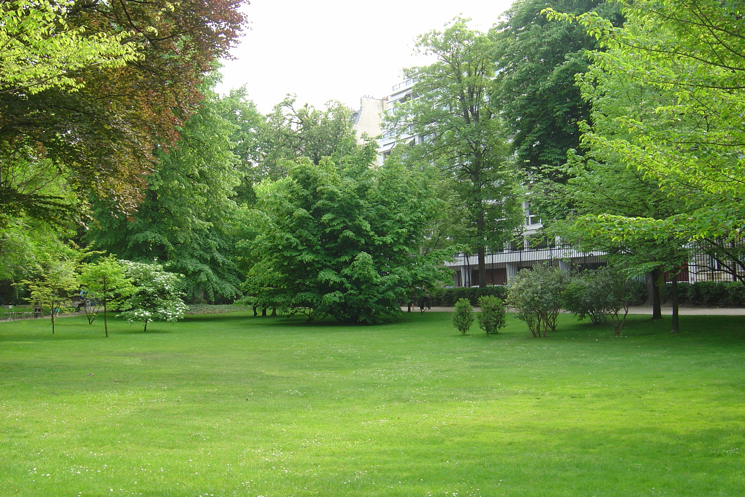 Picture France Paris Luxembourg Garden 2007-04 43 - Journey Luxembourg Garden