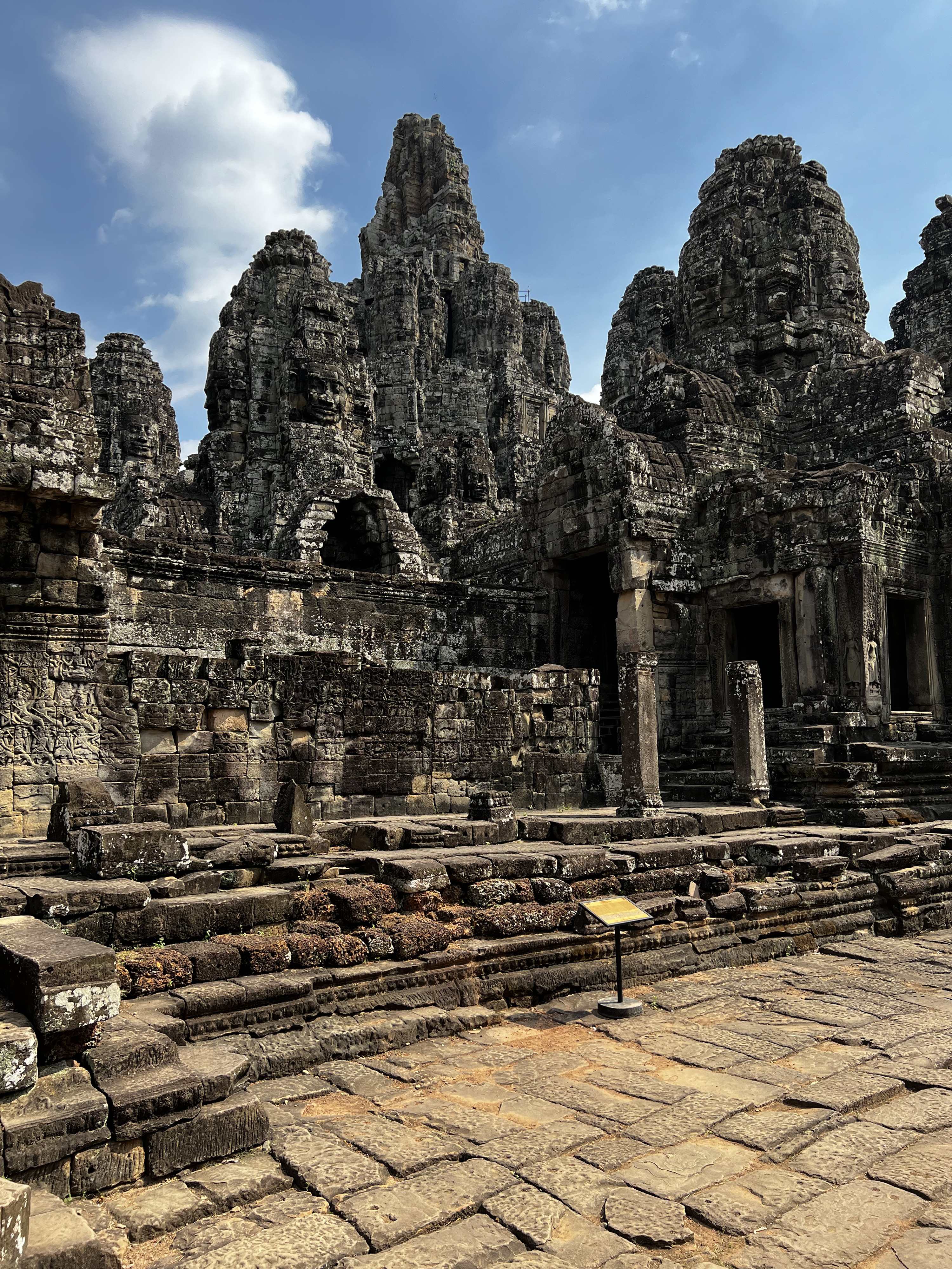 Picture Cambodia Siem Reap Bayon 2023-01 12 - Discovery Bayon