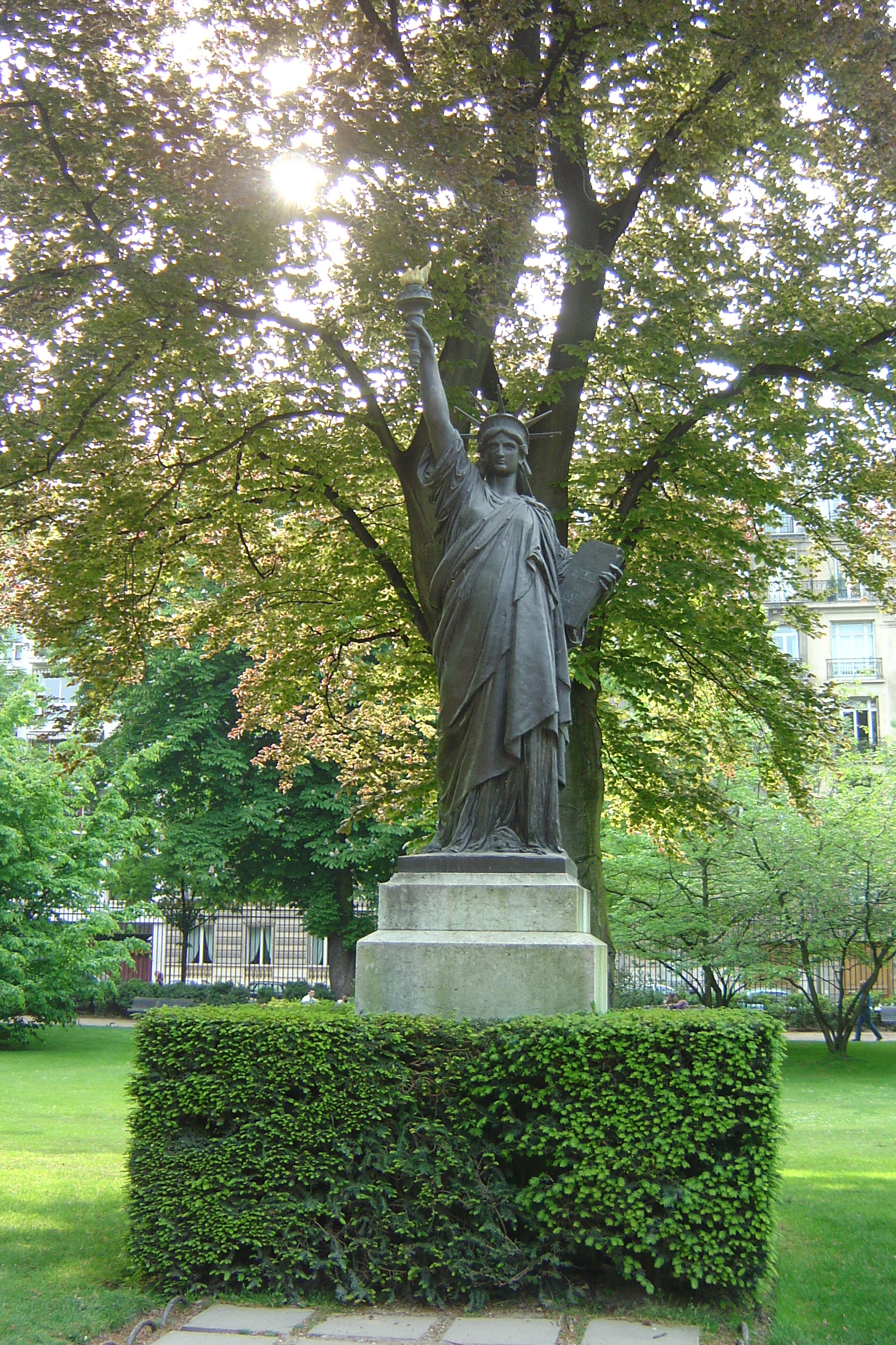 Picture France Paris Luxembourg Garden 2007-04 188 - Center Luxembourg Garden