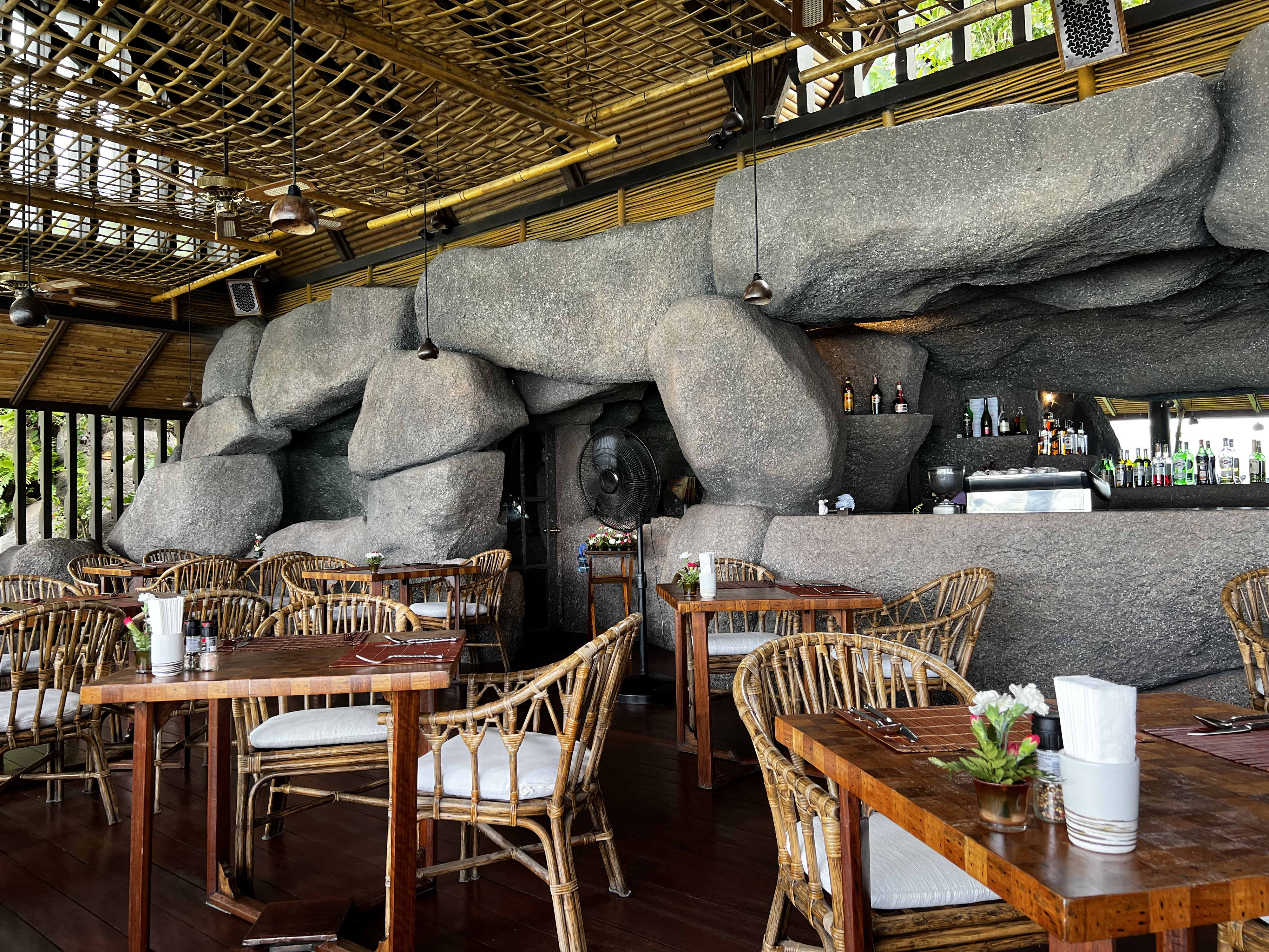 Picture Thailand Phuket Karon Beach On the rock Restaurant 2021-12 47 - Center On the rock Restaurant