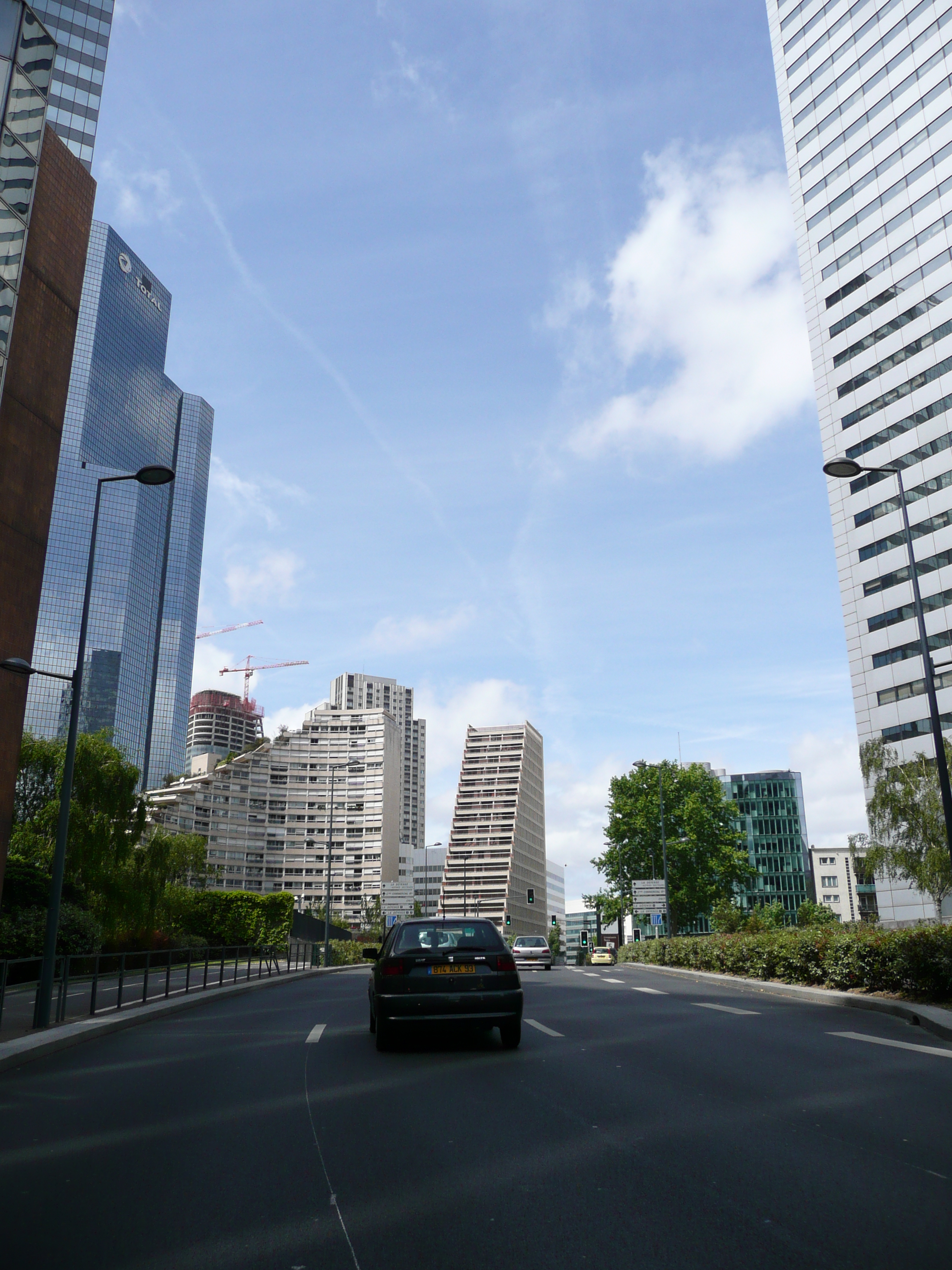 Picture France Paris La Defense 2007-05 49 - Tour La Defense