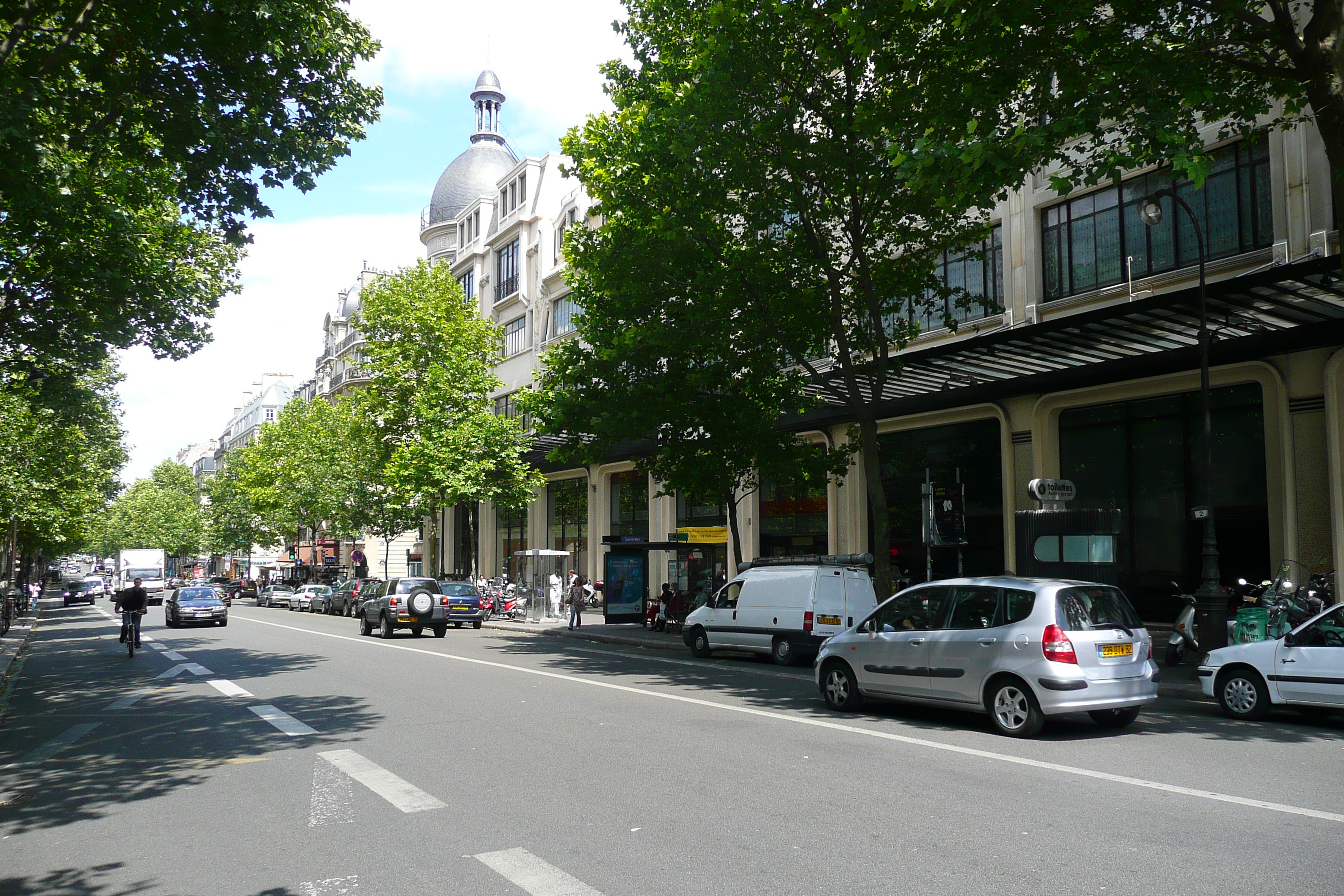 Picture France Paris Avenue Niel 2007-06 88 - History Avenue Niel