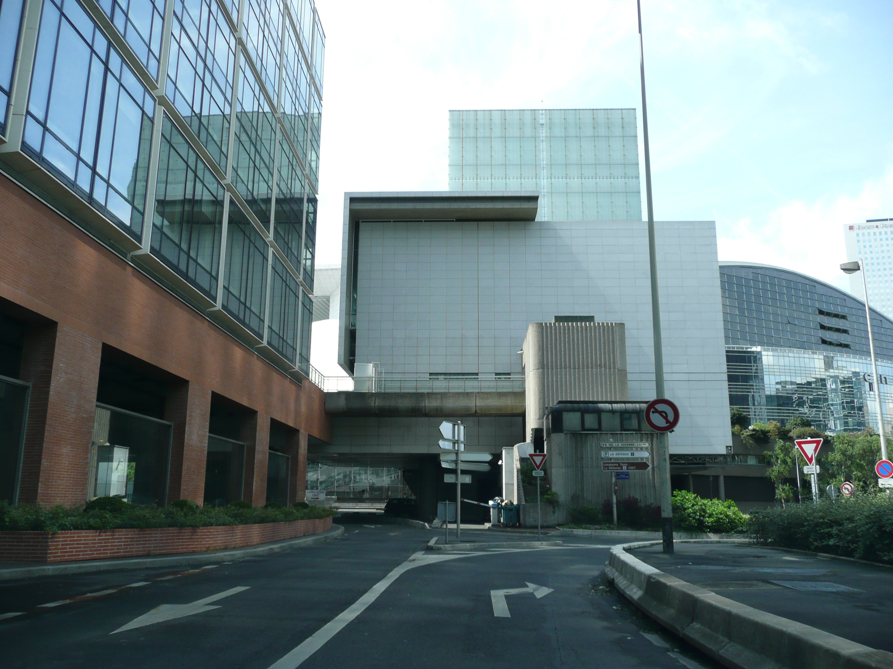 Picture France Paris La Defense 2007-05 129 - Journey La Defense