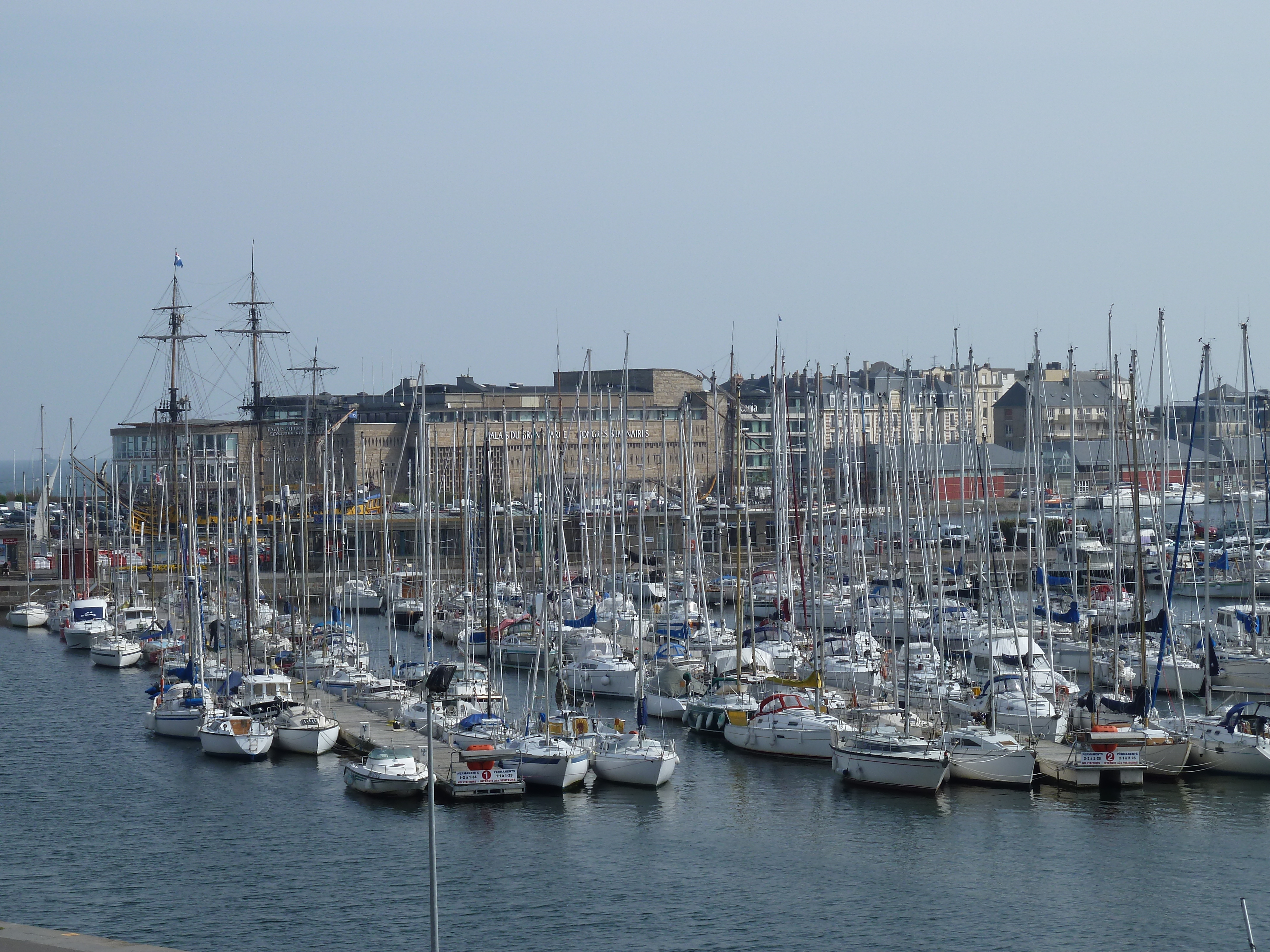 Picture France St Malo 2010-04 14 - Recreation St Malo