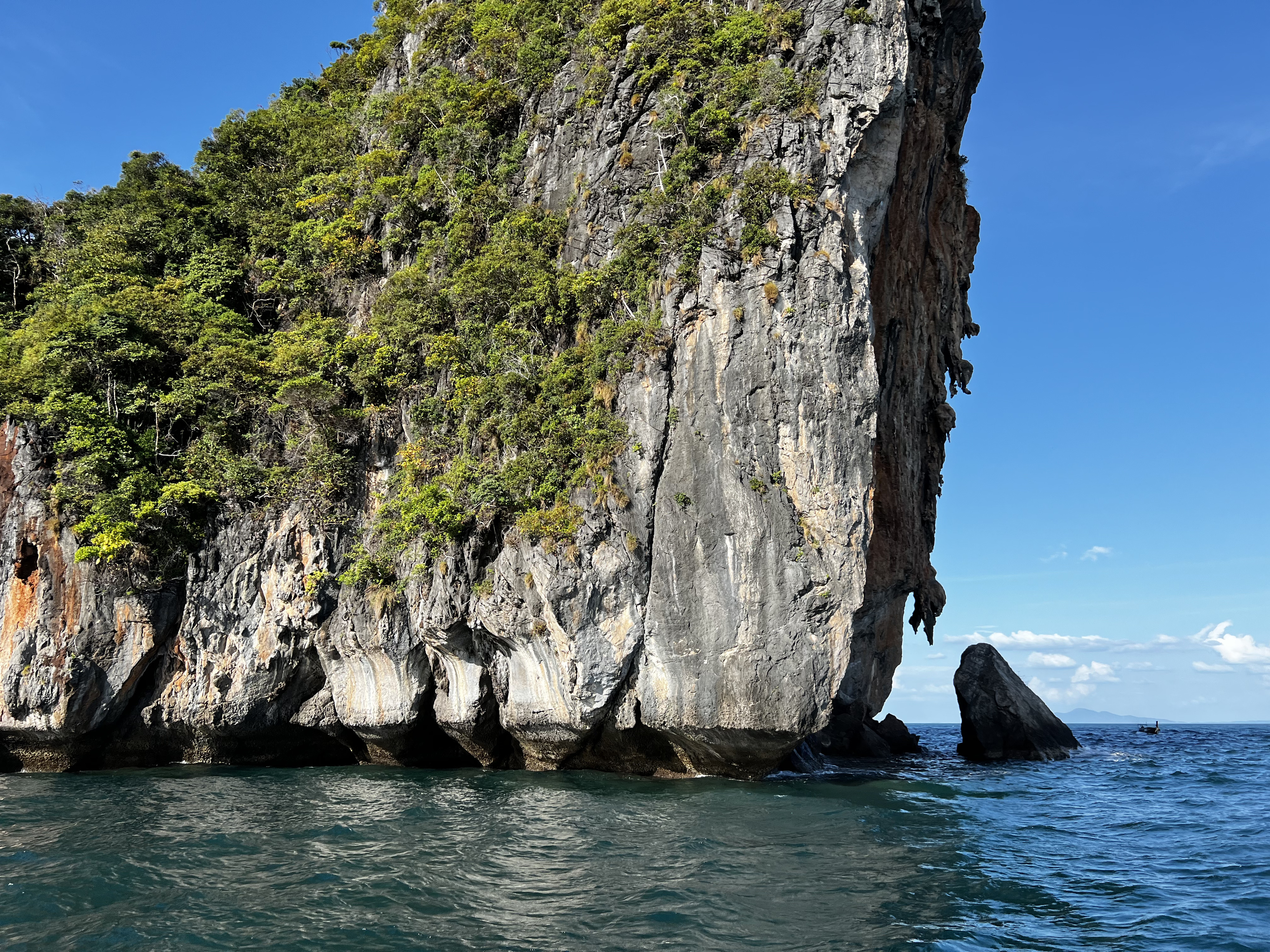 Picture Thailand Ko Phi Phi Ley 2021-12 102 - Around Ko Phi Phi Ley