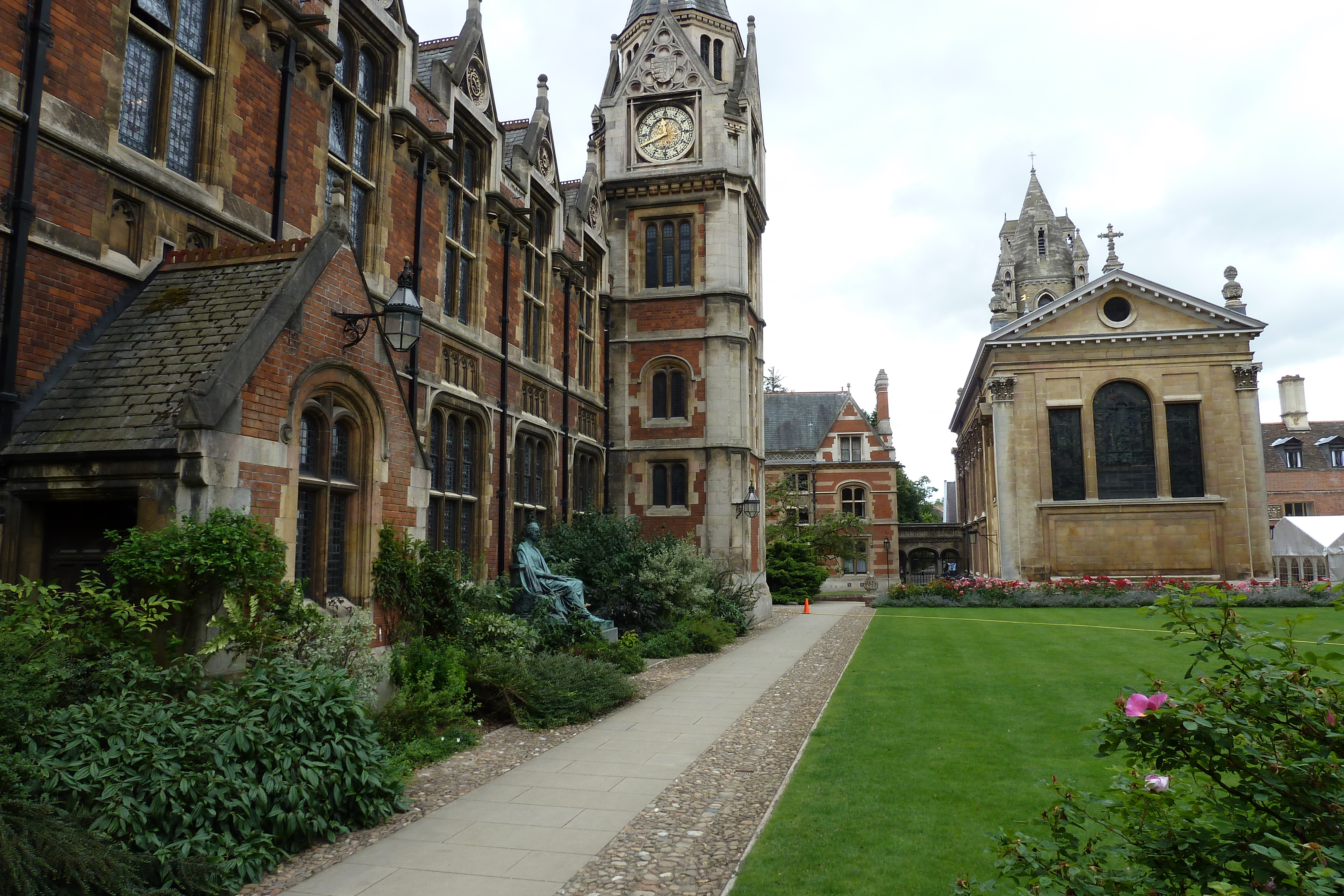 Picture United Kingdom Cambridge 2011-07 44 - Discovery Cambridge