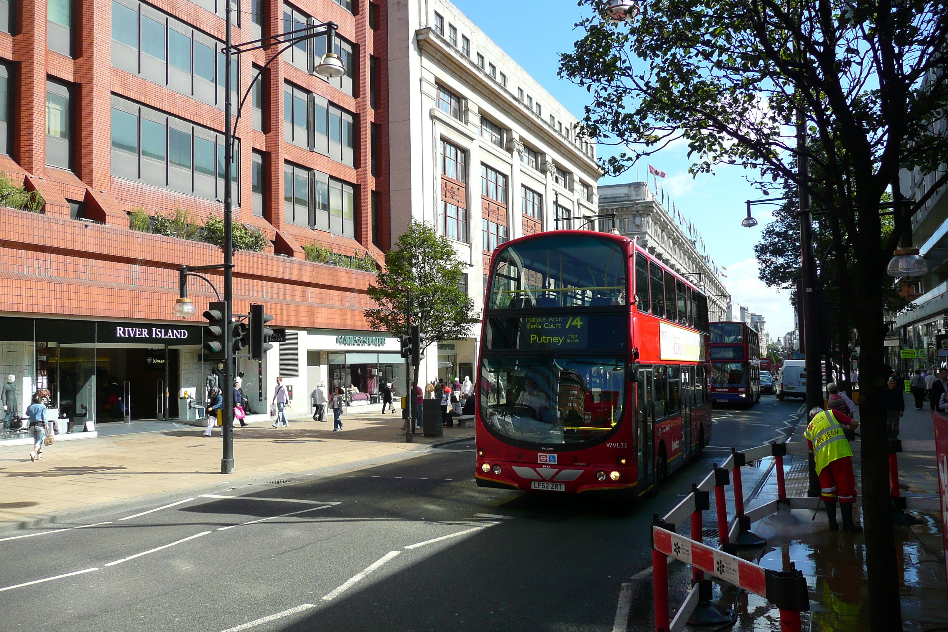 Picture United Kingdom London Oxford Street 2007-09 165 - Discovery Oxford Street