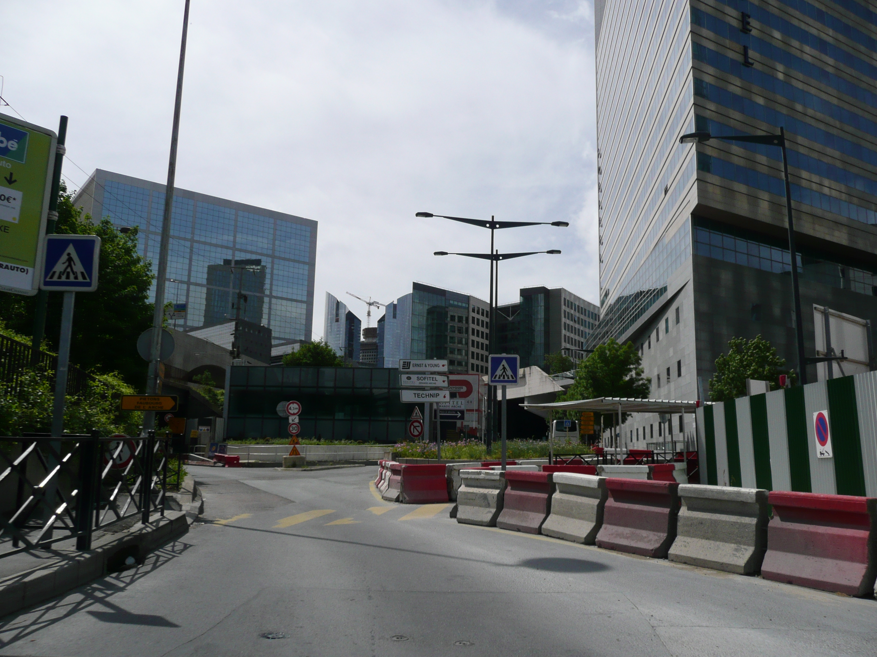 Picture France Paris La Defense 2007-05 56 - Journey La Defense