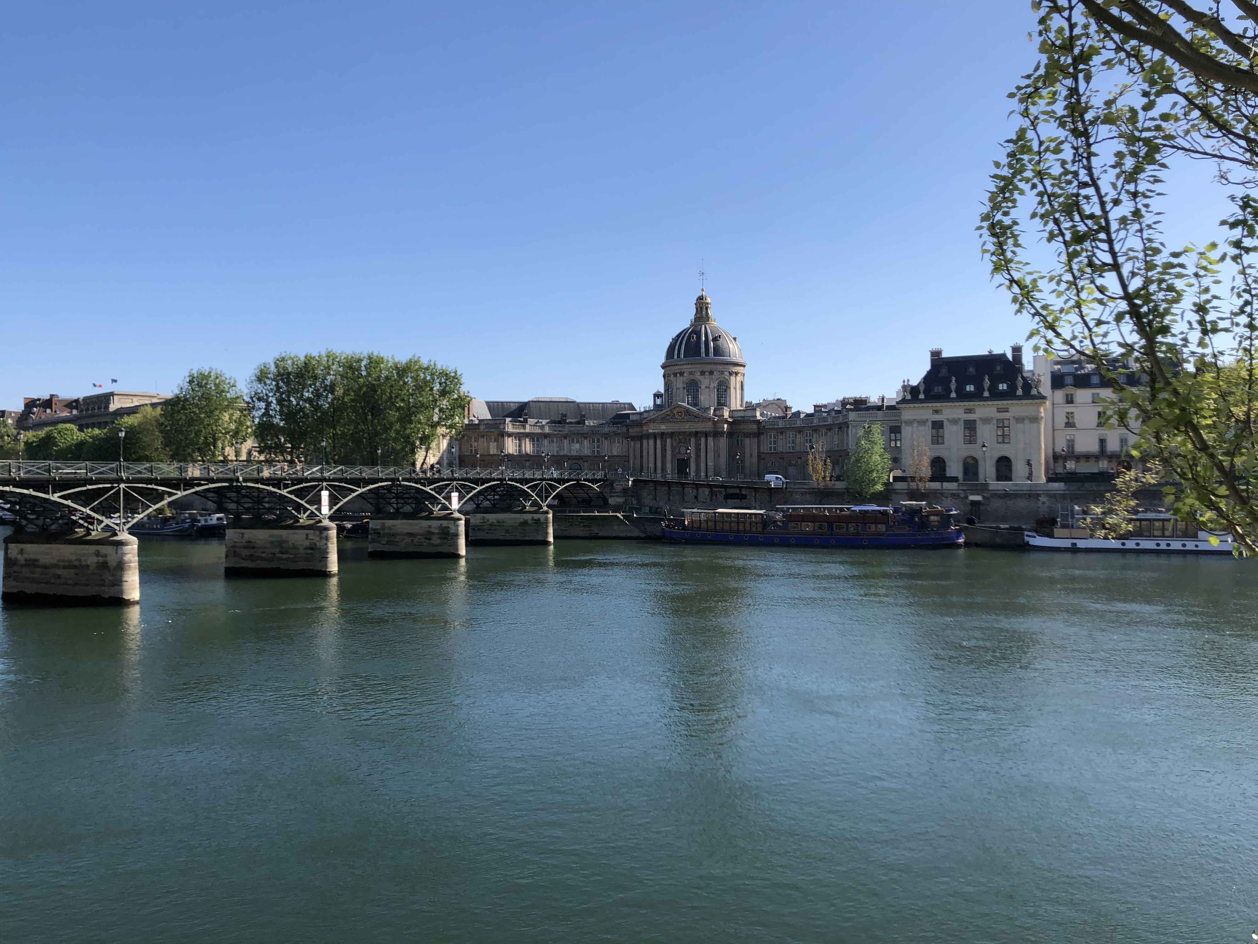 Picture France Paris lockdown 2020-04 95 - Tours Paris lockdown