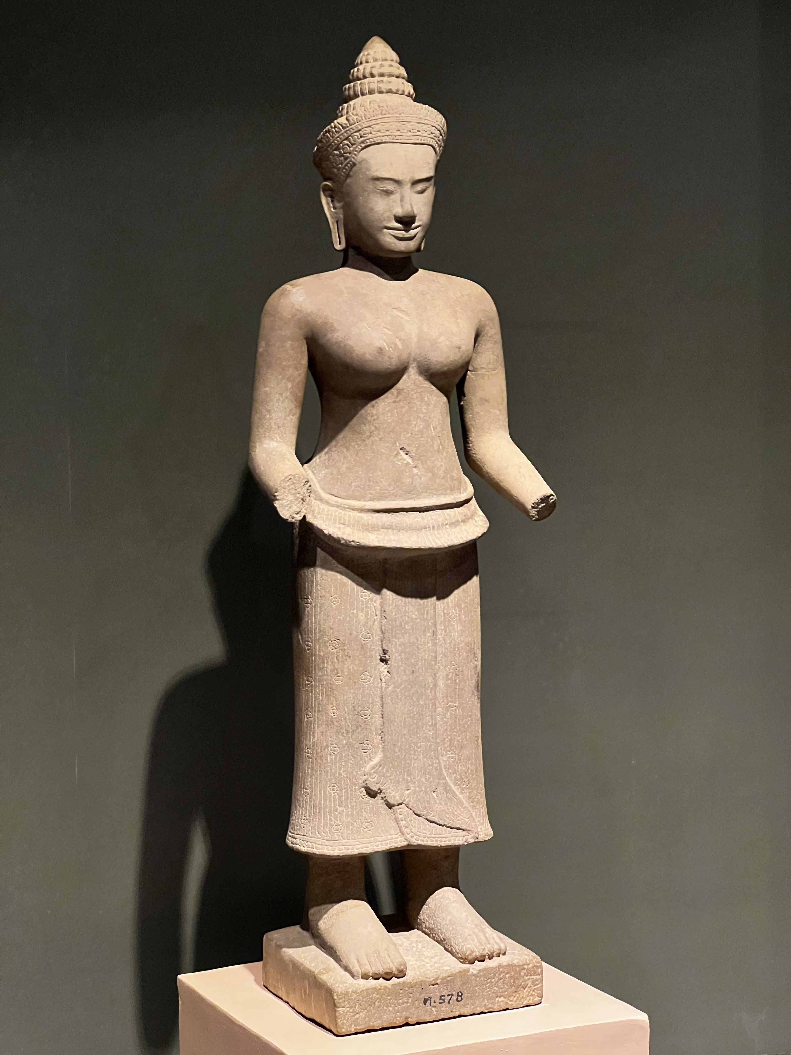 Picture Cambodia Siem Reap Angkor National Museum 2023-01 1 - Tours Angkor National Museum