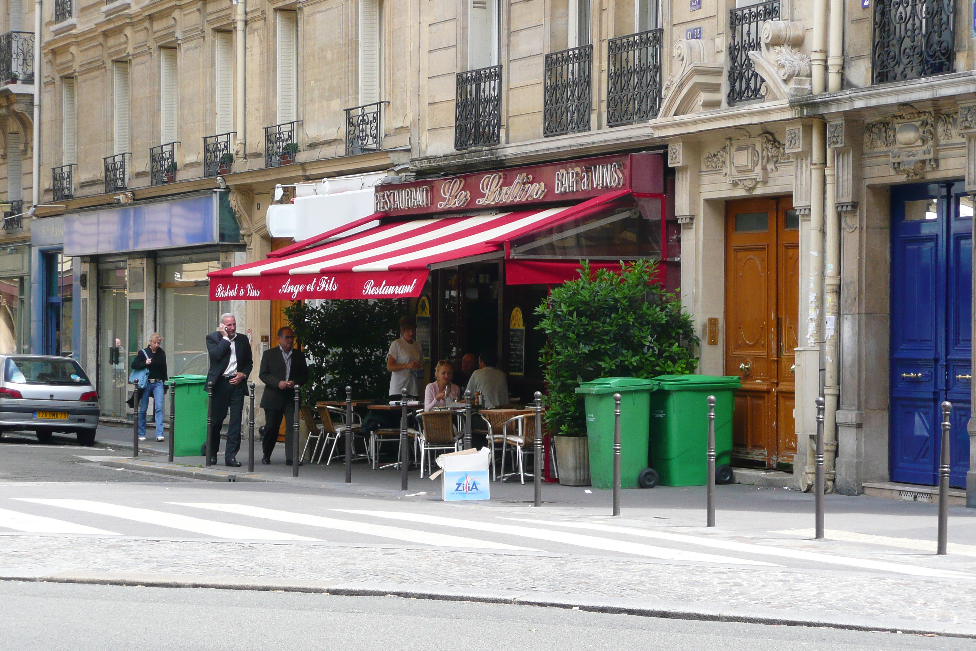 Picture France Paris Avenue Niel 2007-06 50 - Around Avenue Niel