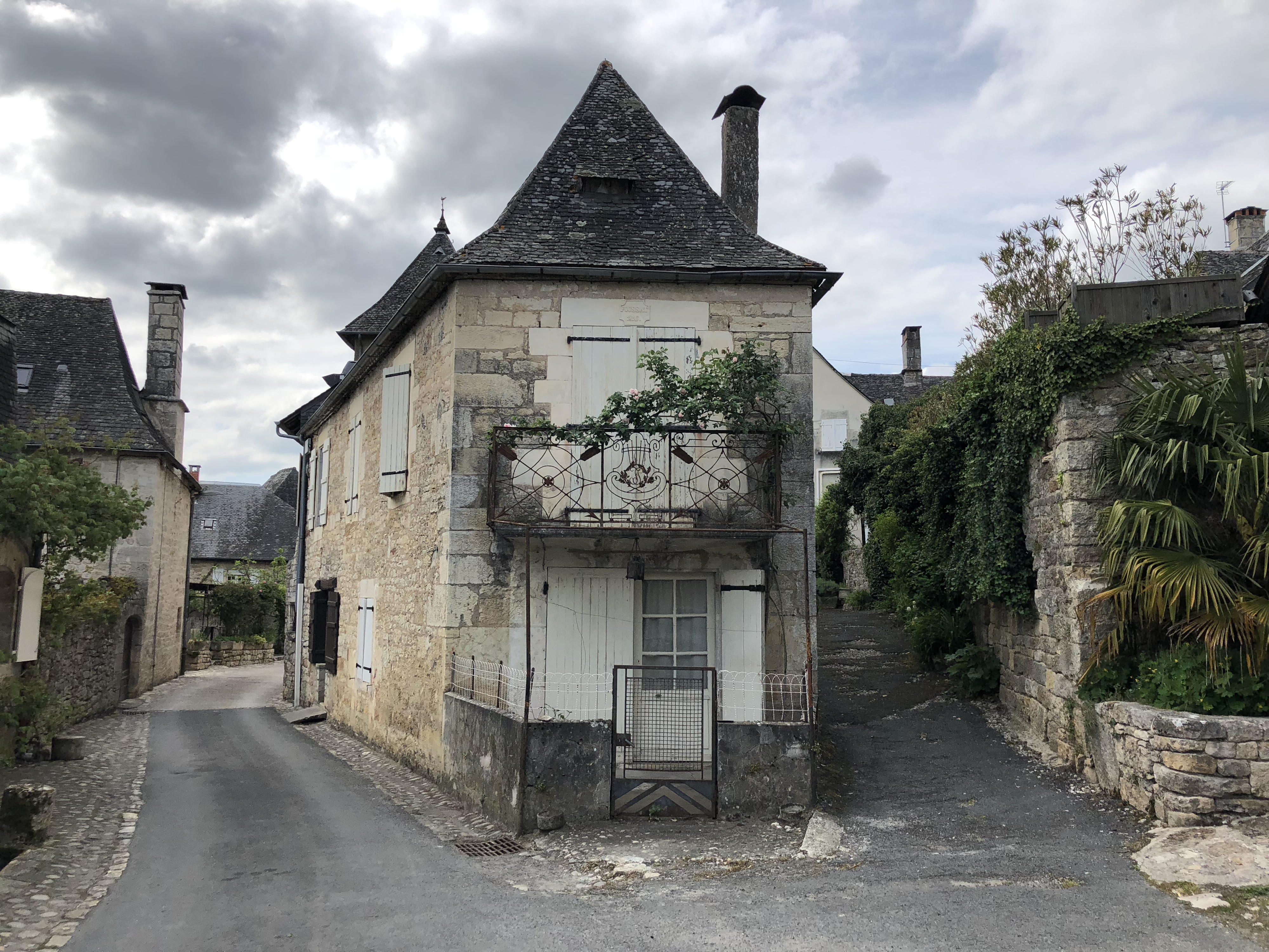 Picture France Turenne 2018-04 9 - Tours Turenne