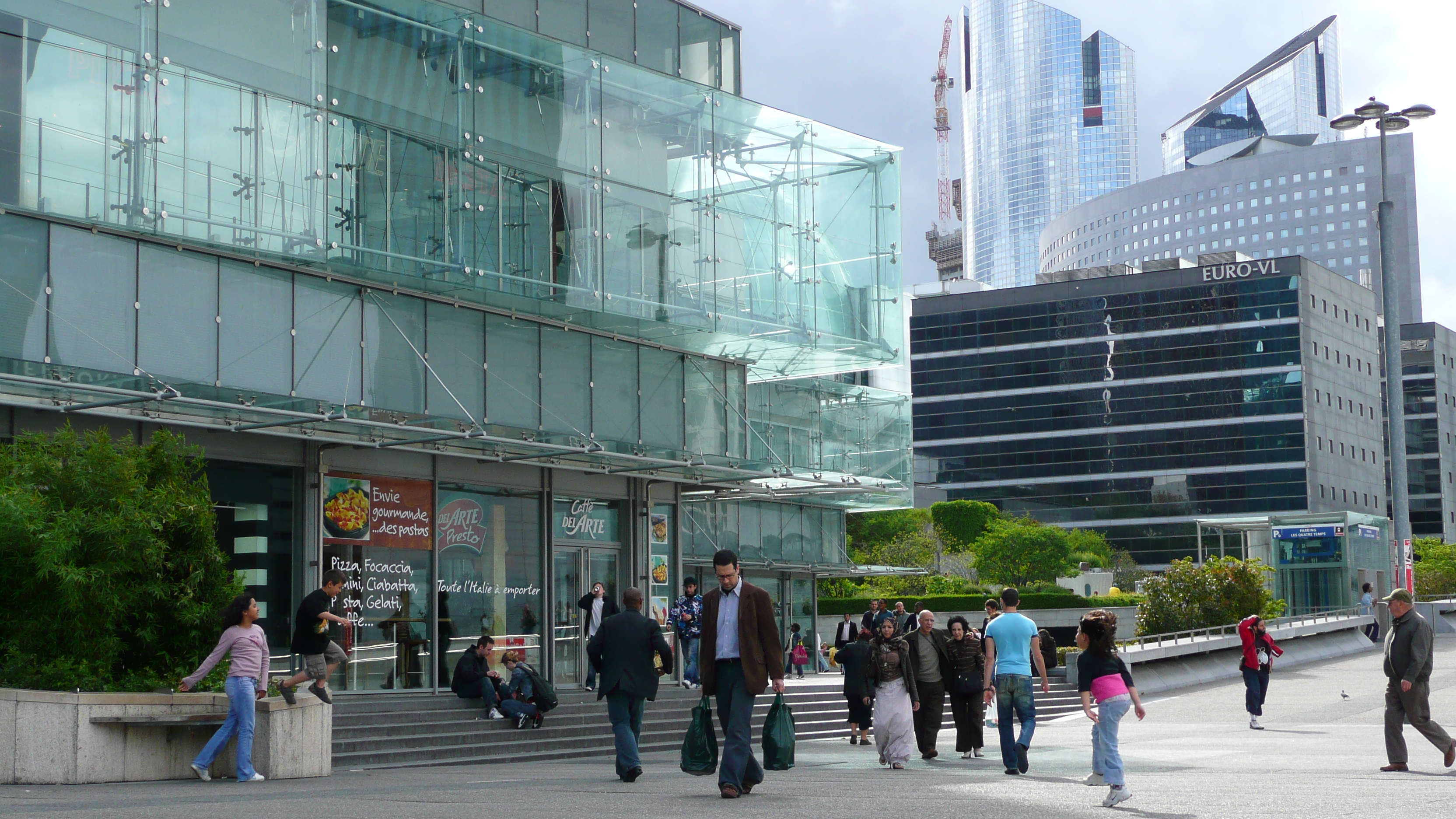 Picture France Paris La Defense 2007-05 80 - Journey La Defense