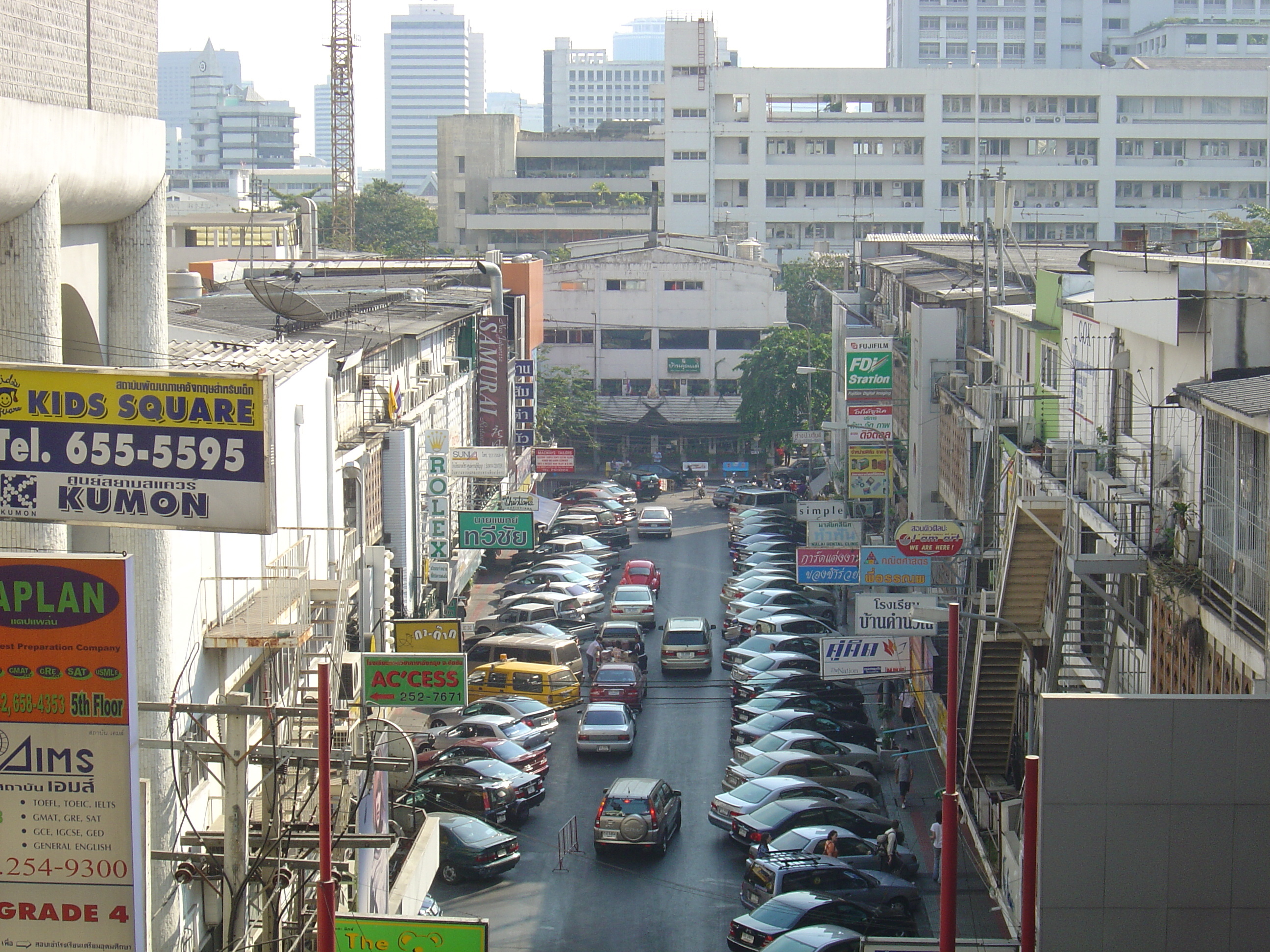 Picture Thailand Bangkok Sky Train 2004-12 77 - Center Sky Train