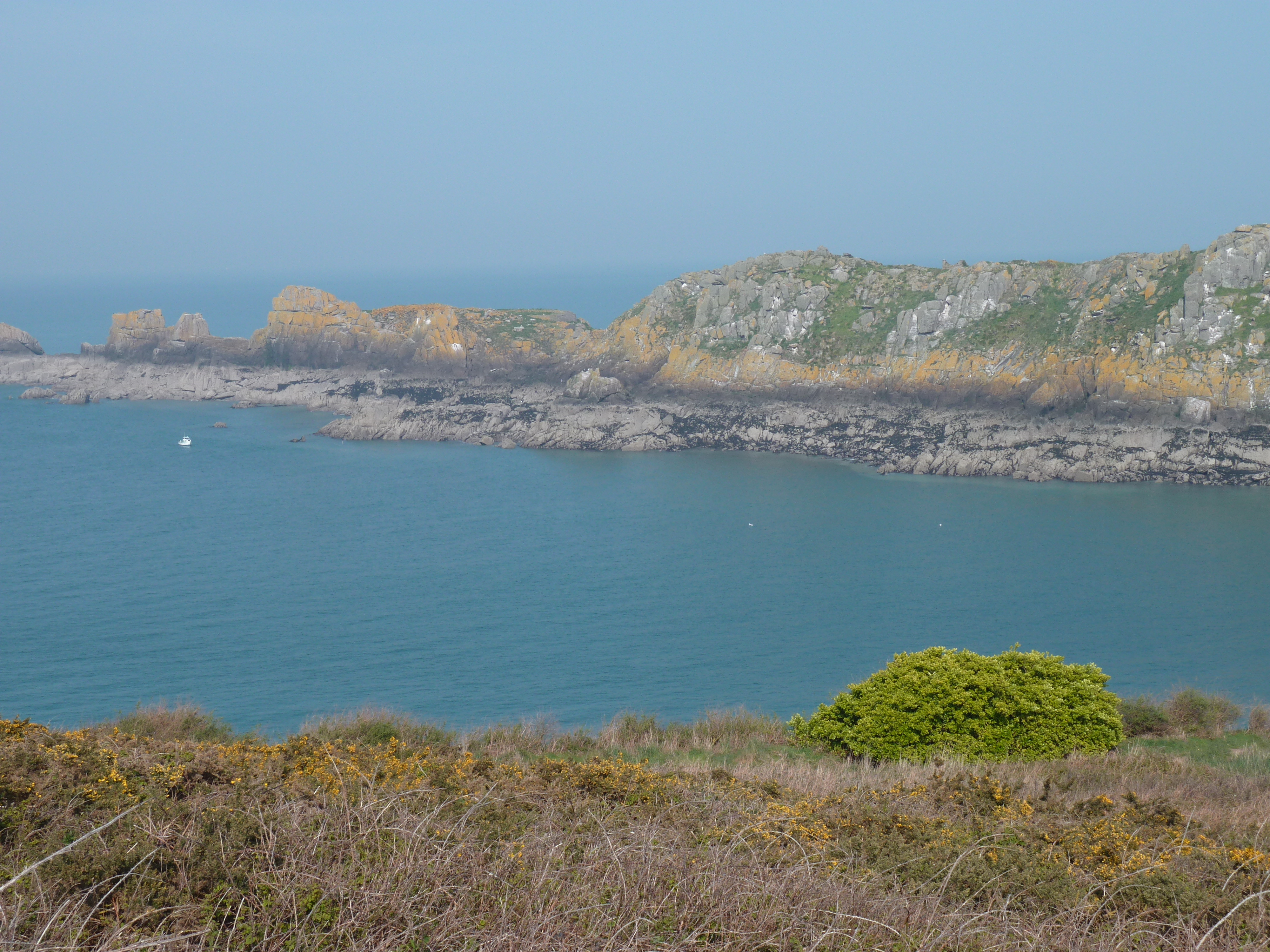 Picture France Grouin Point 2010-04 19 - Tours Grouin Point