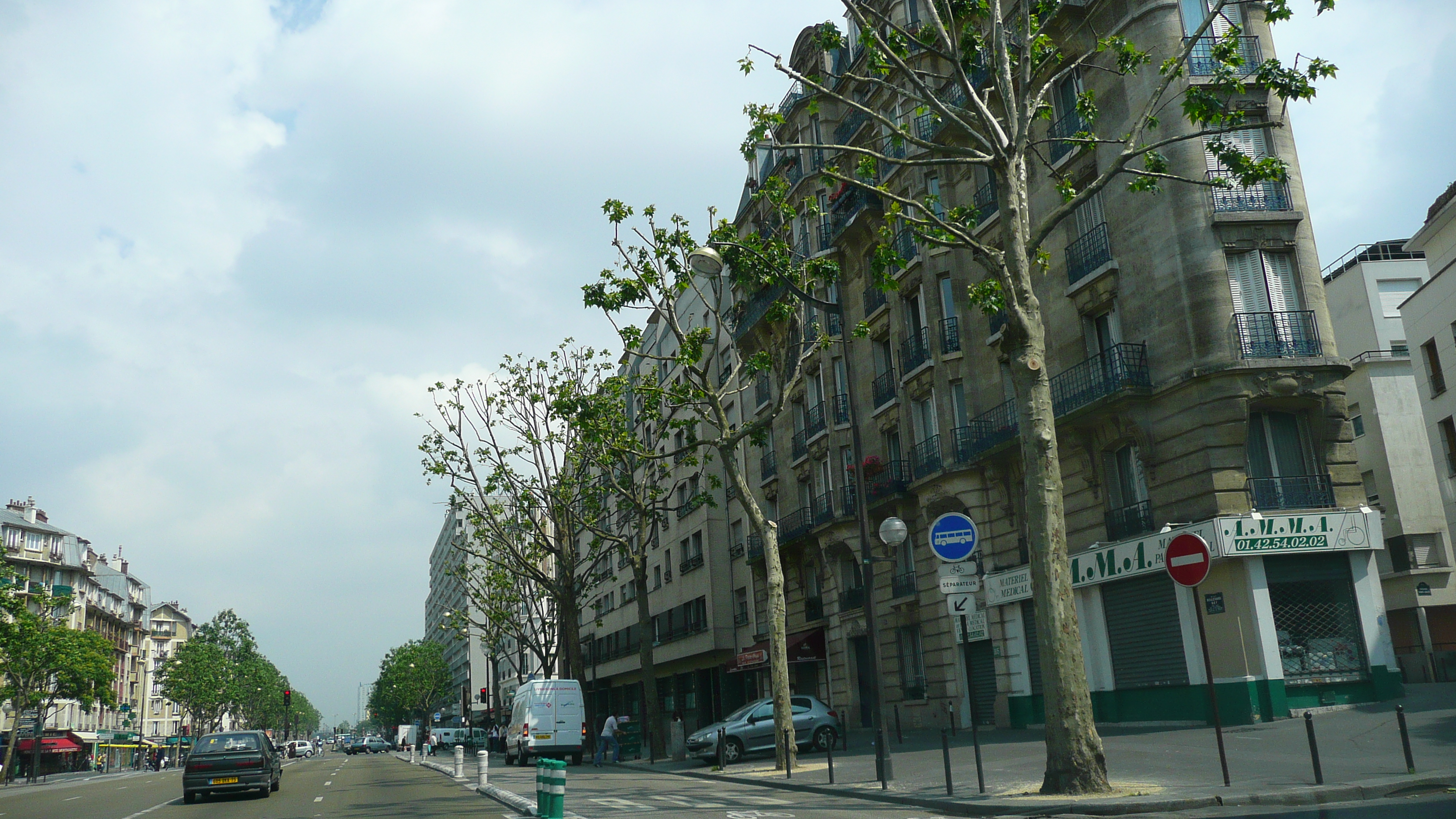 Picture France Paris Around Paris north 2007-06 12 - Center Around Paris north