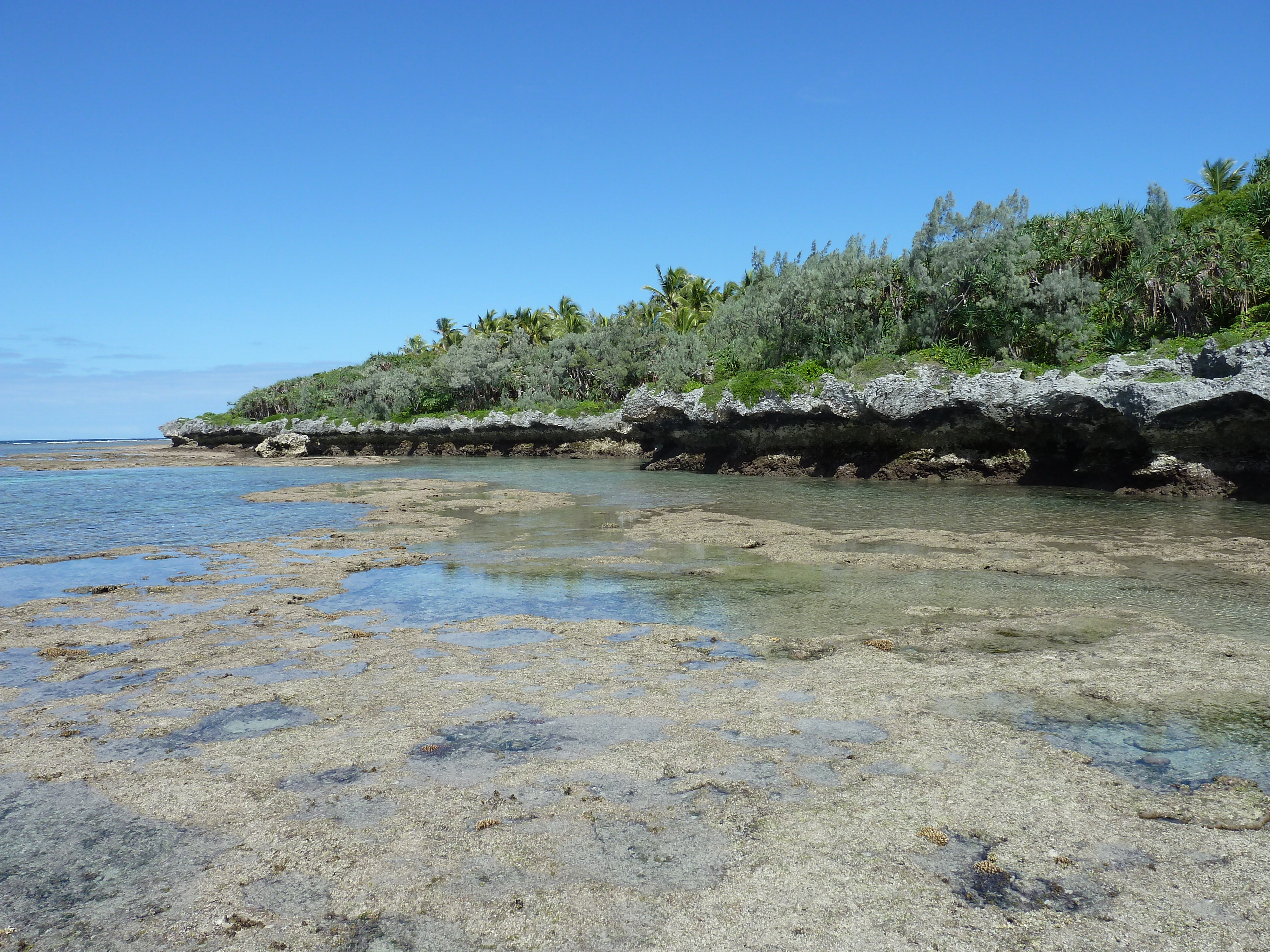 Picture New Caledonia Lifou Mu 2010-05 48 - Tours Mu