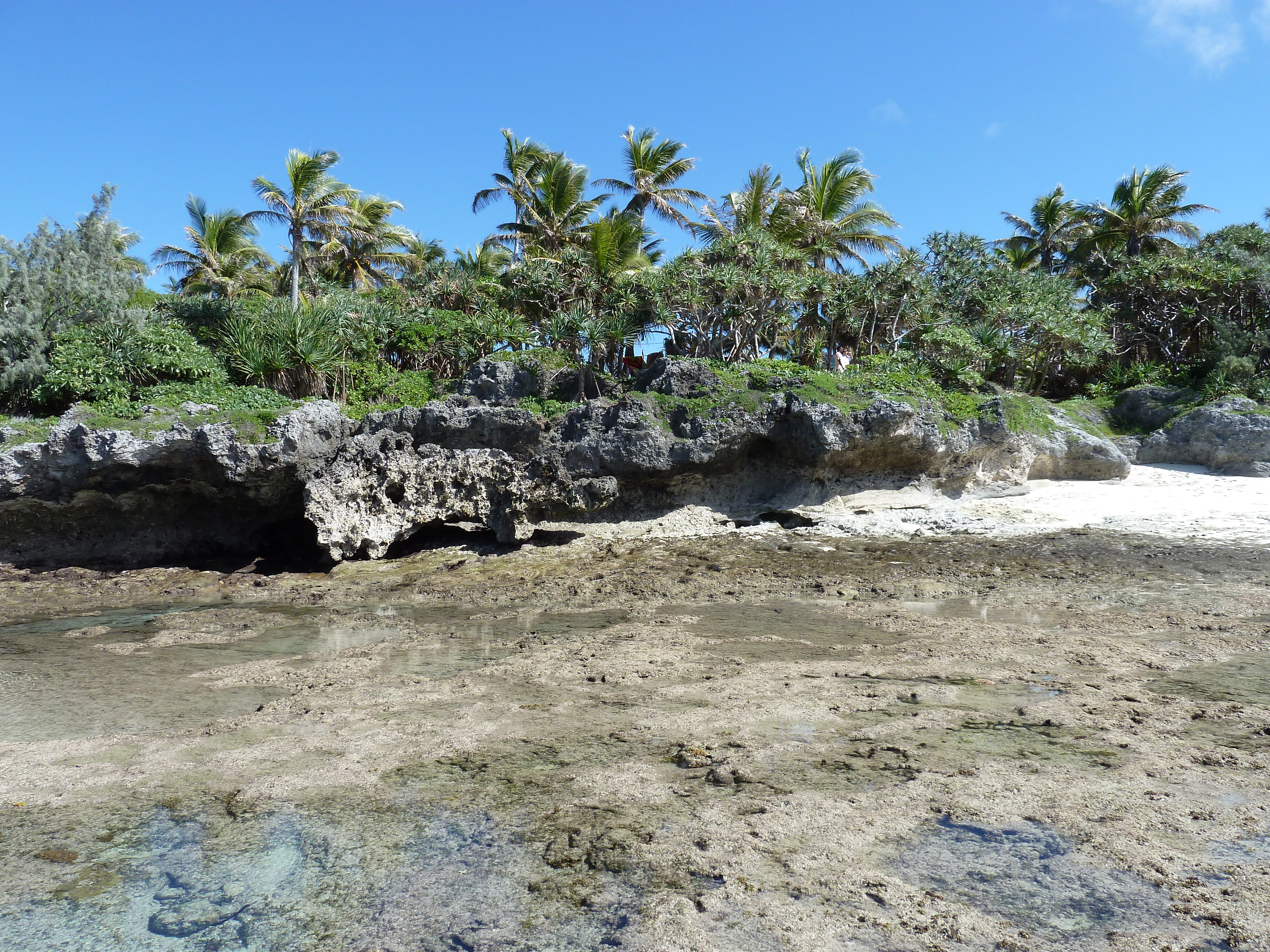 Picture New Caledonia Lifou Mu 2010-05 40 - Tours Mu