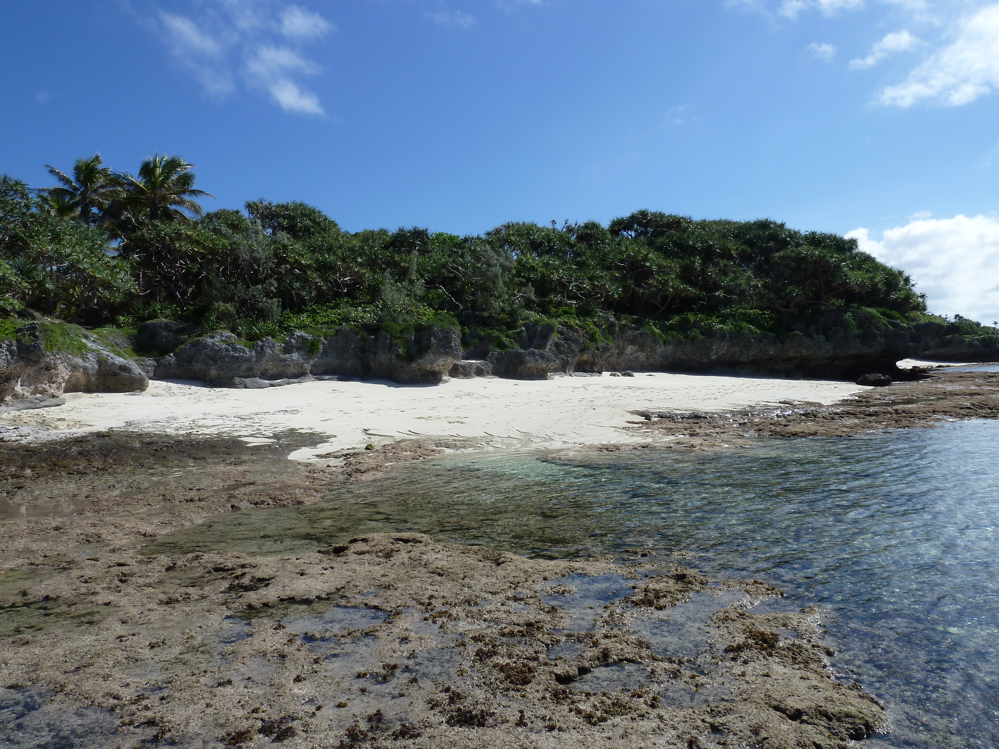 Picture New Caledonia Lifou Mu 2010-05 37 - Center Mu