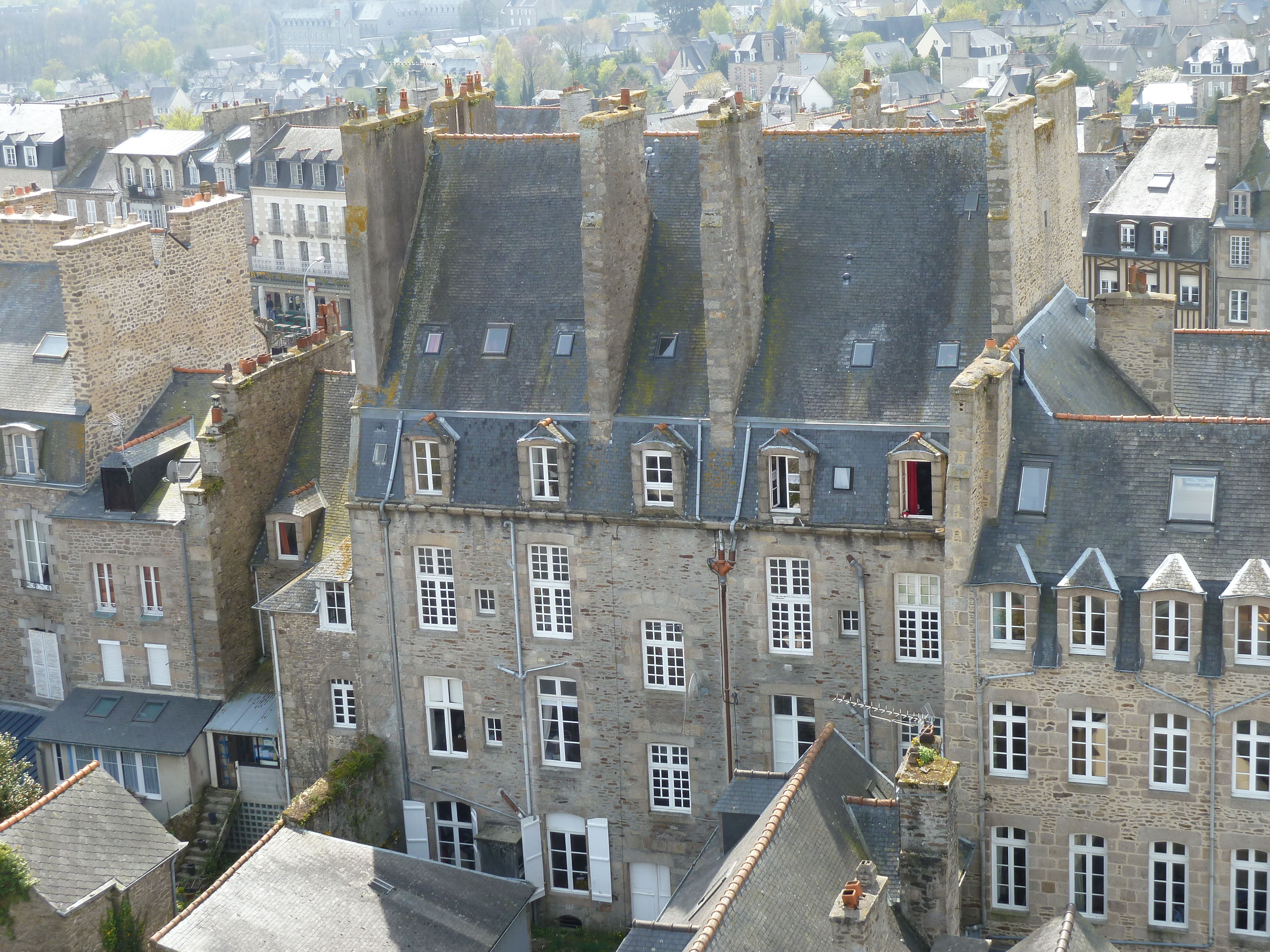 Picture France Dinan Dinan clock tower 2010-04 23 - Around Dinan clock tower