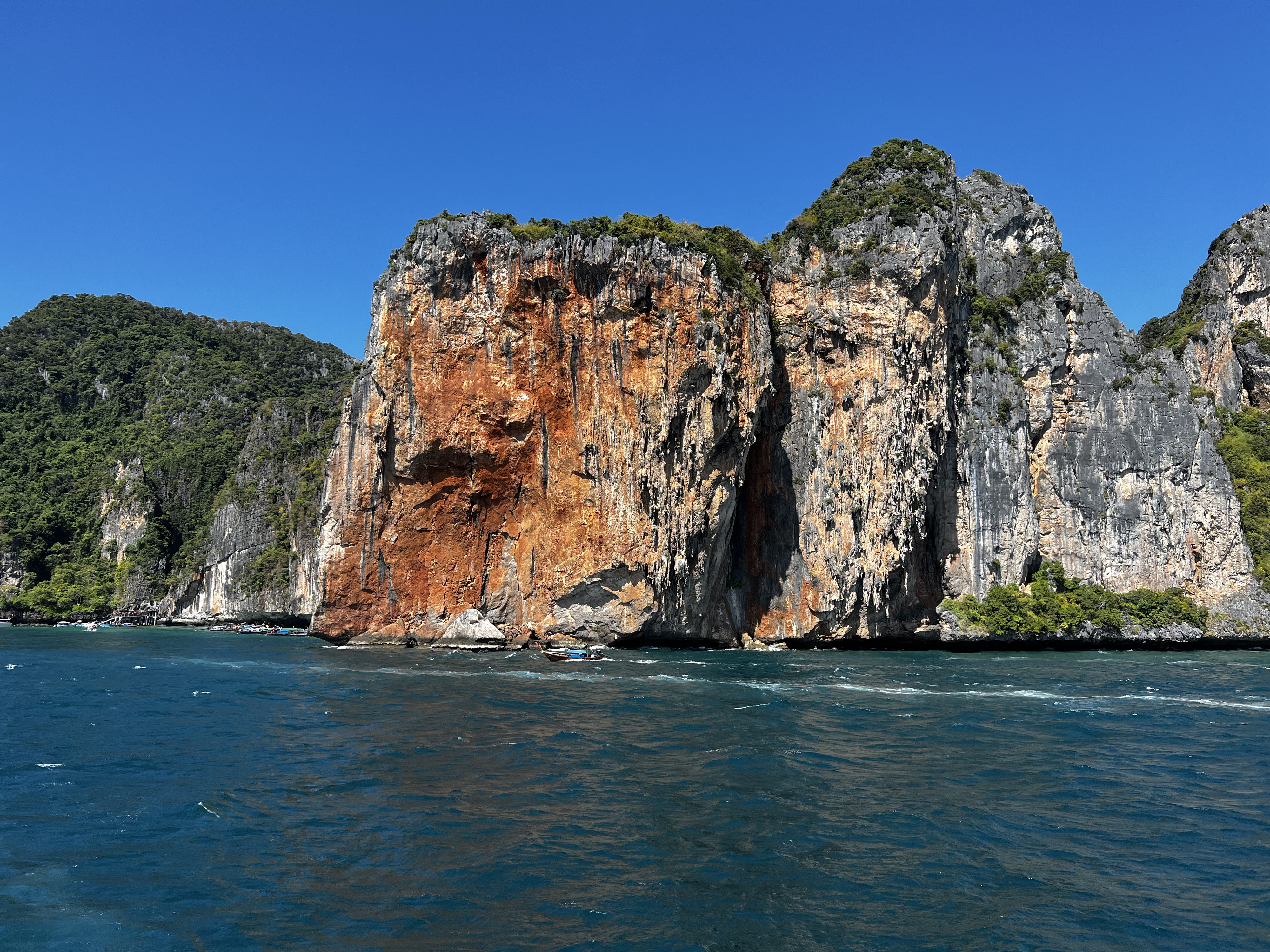 Picture Thailand Phuket to Ko Phi Phi Ferry 2021-12 82 - Recreation Phuket to Ko Phi Phi Ferry